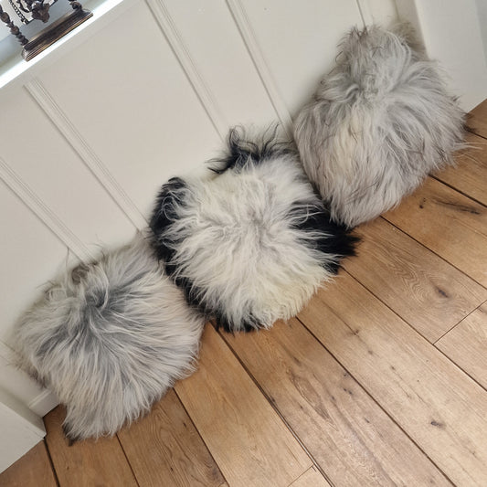 Sheepskin cushion, iceland, 3 IJslandse schapenvacht kussens boho lounge maison country natural living