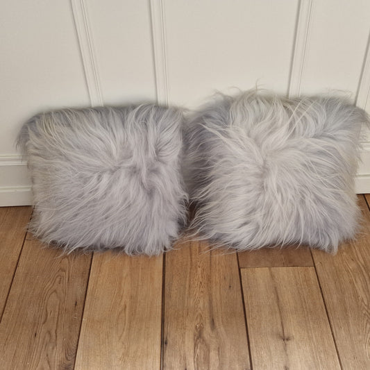 sheepskin cushion, iceland, 2 iceland IJslandse schapenvacht kussens boho lounge maison country natural living, unused