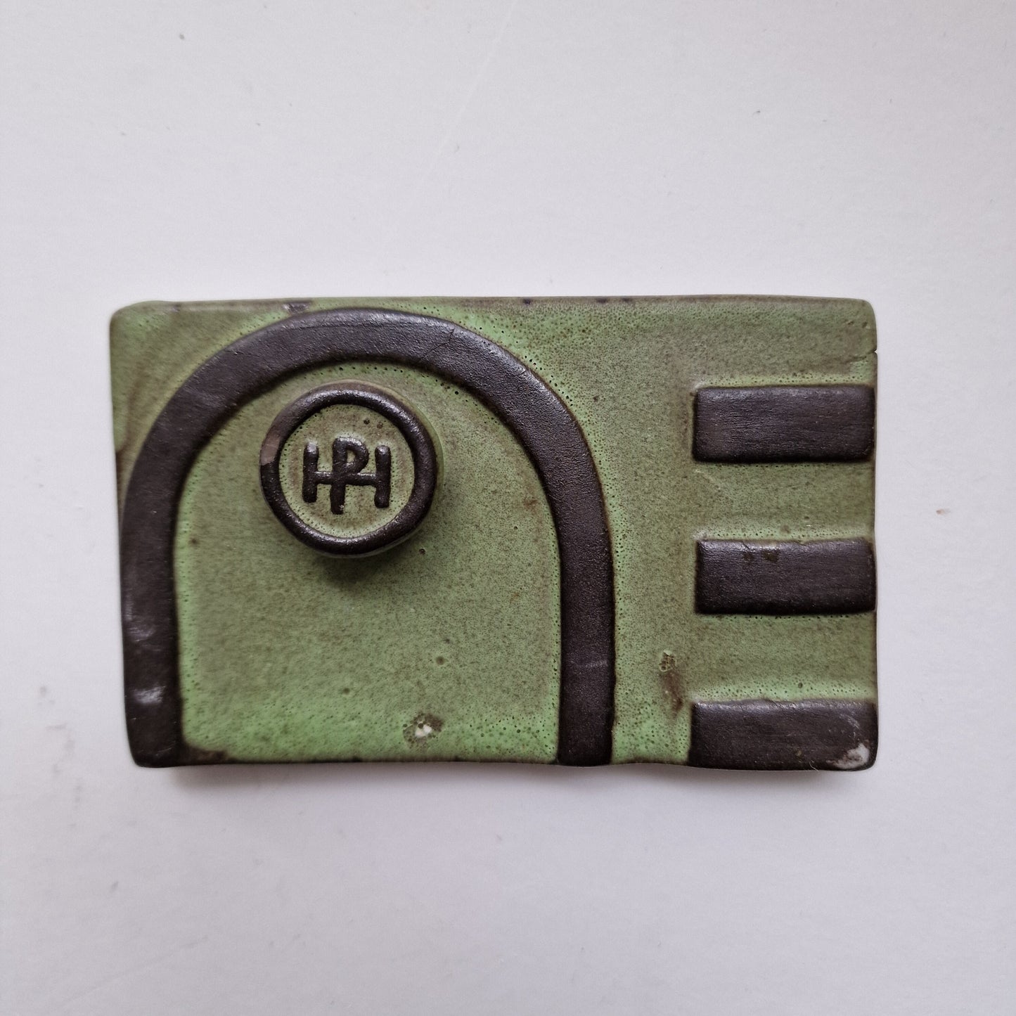 BERLAGE, bijzonder keramiek object, signatuur. Rationalisme