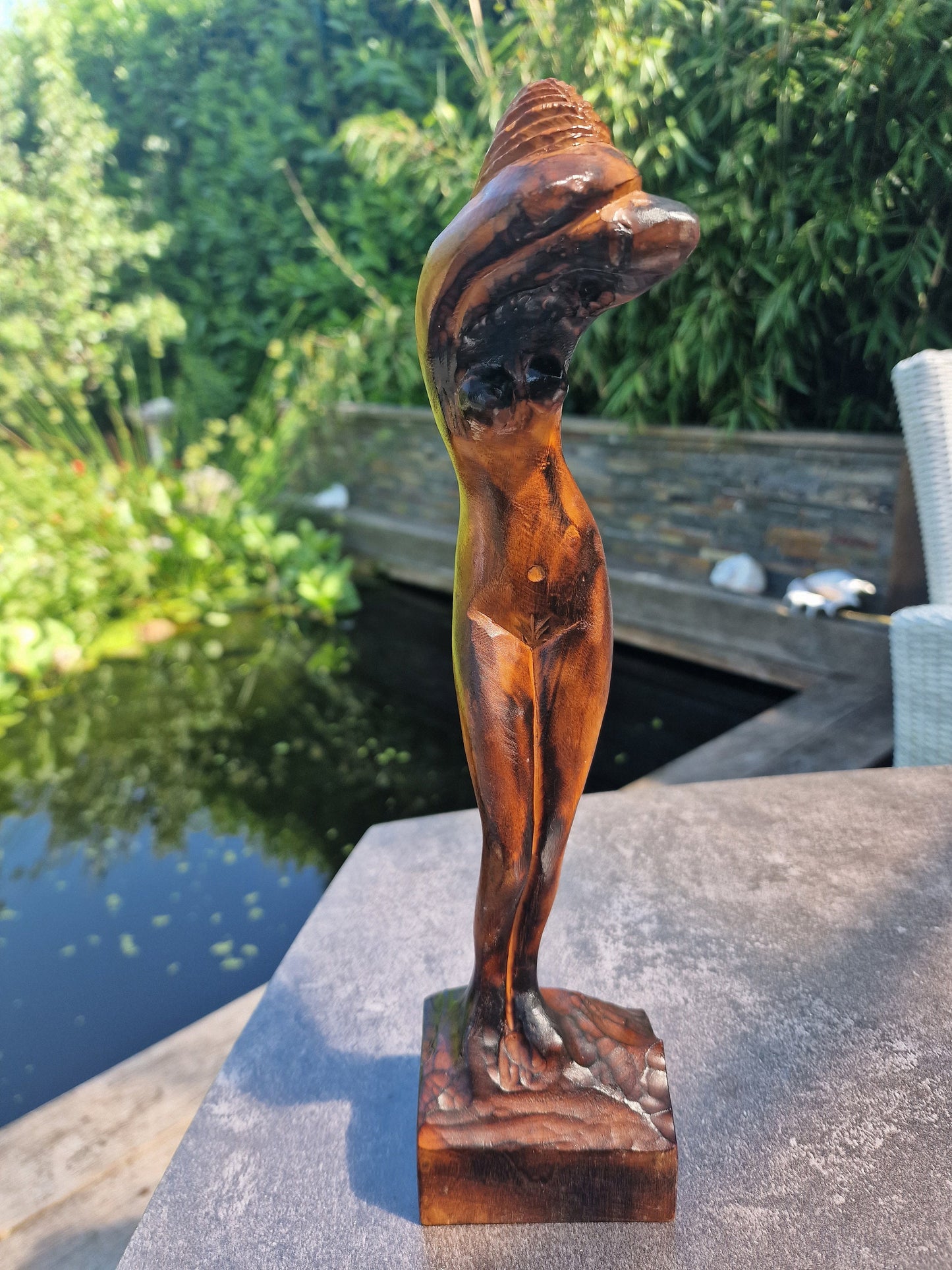 Pita maha Bali indonesia, Tropical Indonesian hardwood sculpture, 19 cm, 1930's. girl woman