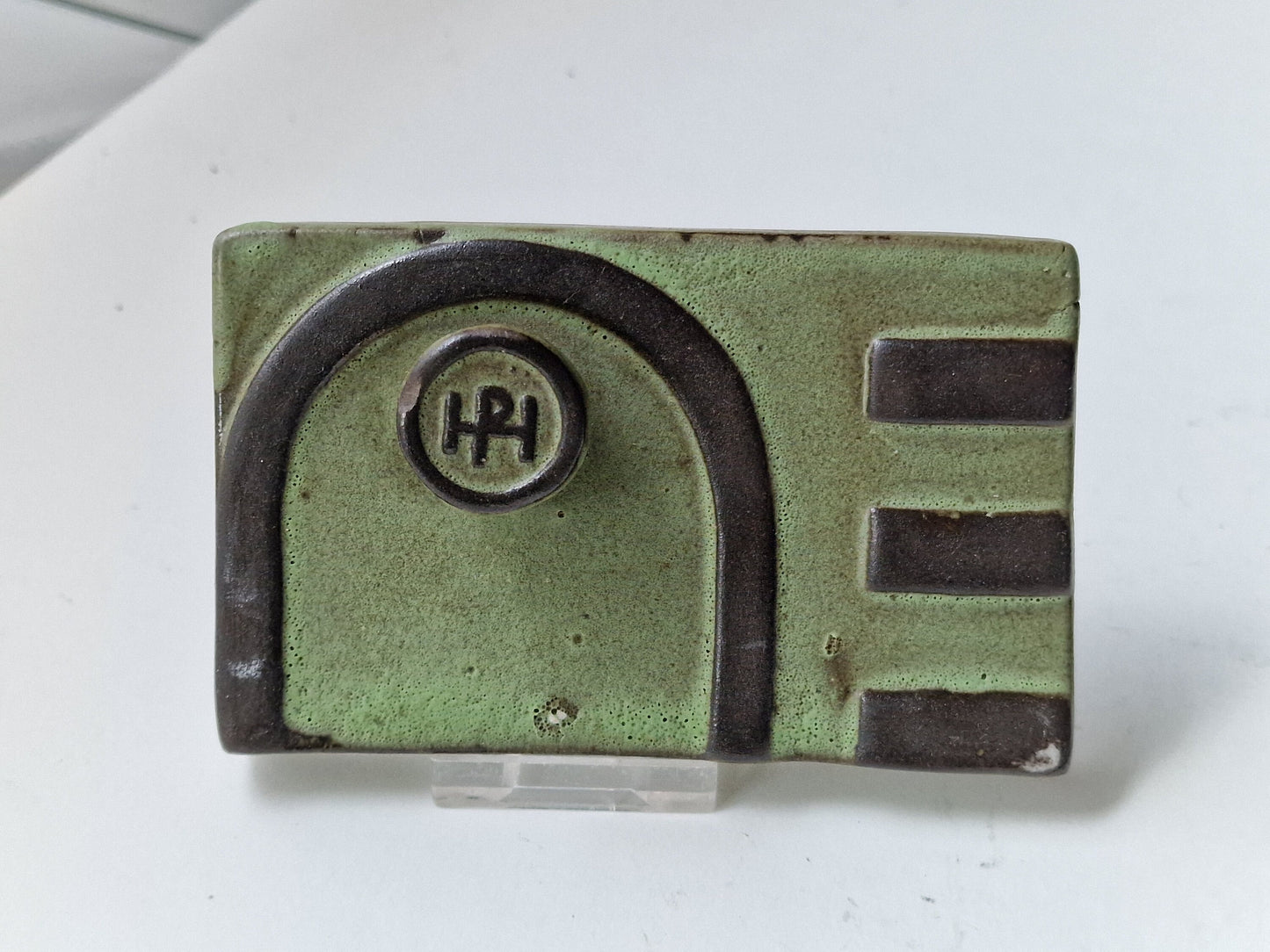 BERLAGE, bijzonder keramiek object, signatuur. Rationalisme