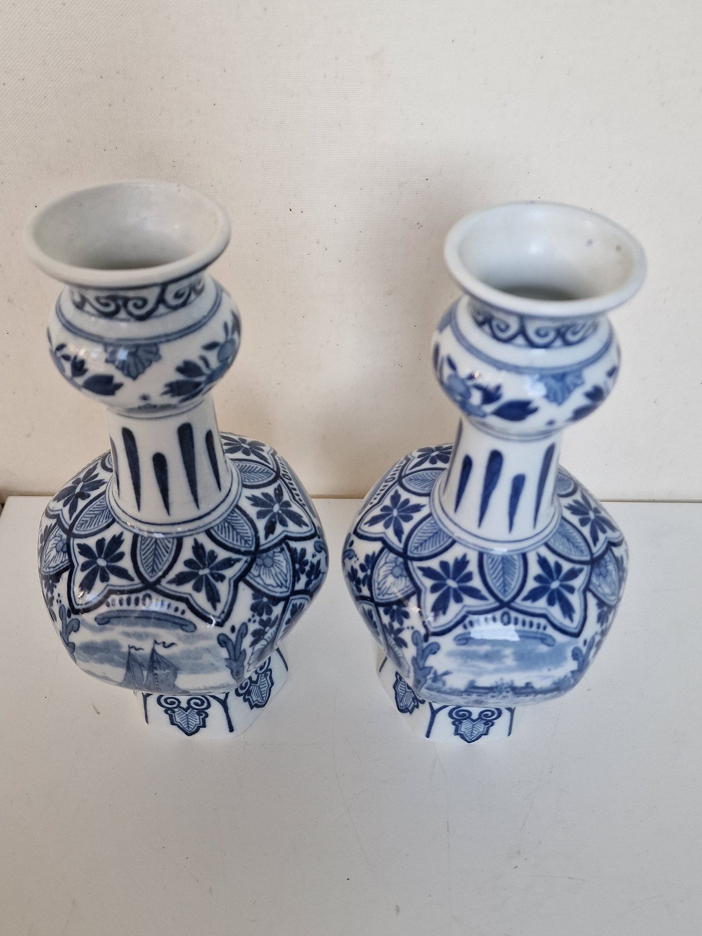 A pair of large Delft antique 'knobbel' vases dutch pottery, 25 cm numbered marked delft made Maastricht 1920-1930 blue ship landscape tiles