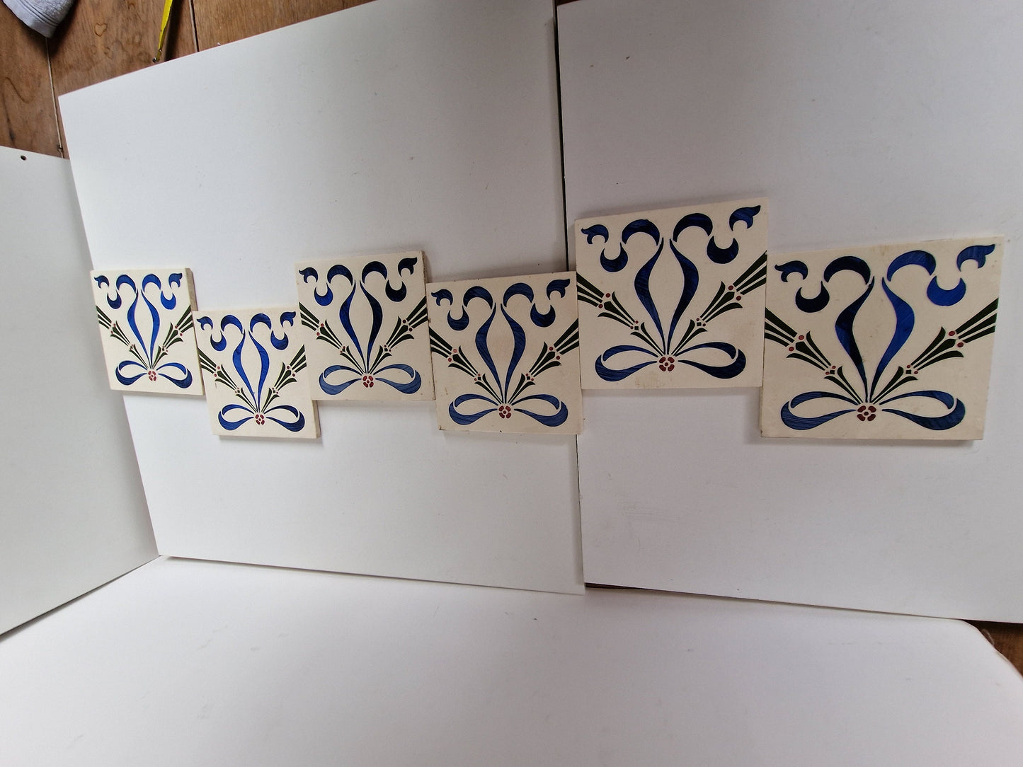 Art Nouveau tegels - Boizenburg 6 stuks - gedateerd  ca 1910 Duitsland, jugendstil period