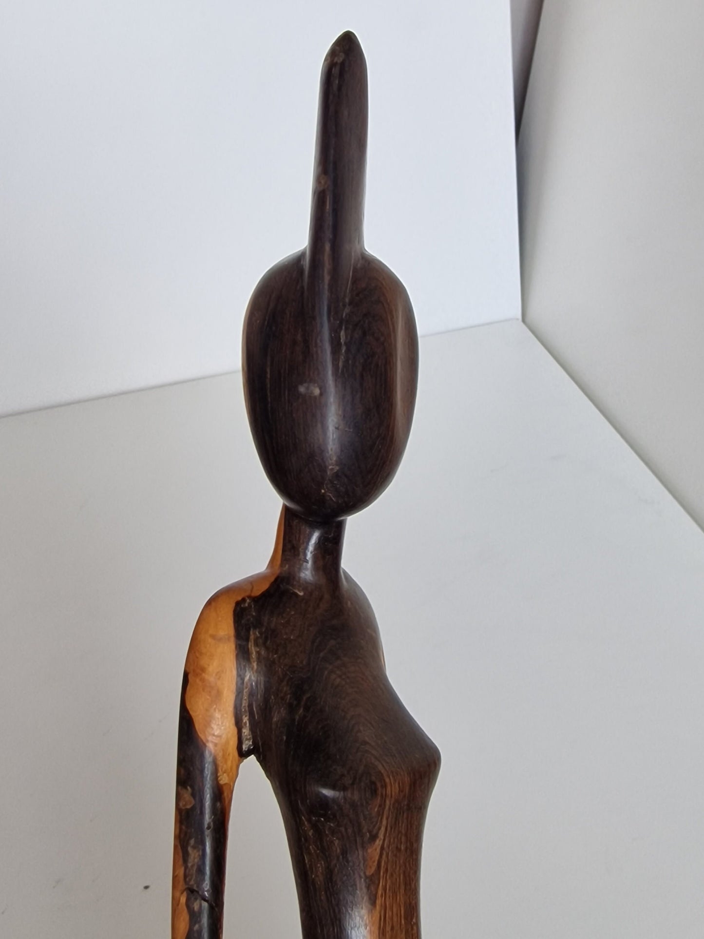 African punk girl, handcarved bust, woman, girl,  ethnografische volkskunst, handgesneden tribe art, tourism 1980's