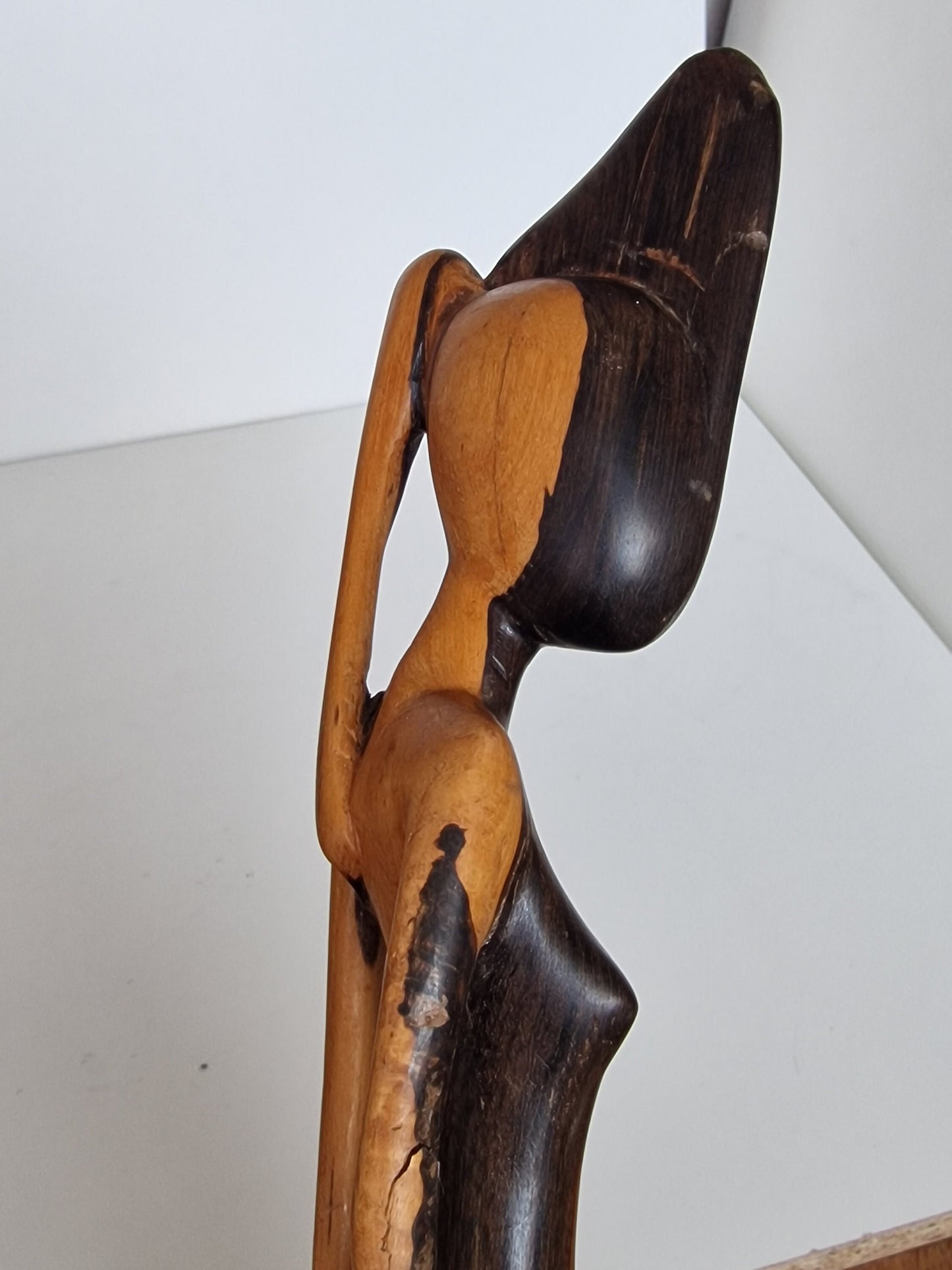 African punk girl, handcarved bust, woman, girl,  ethnografische volkskunst, handgesneden tribe art, tourism 1980's
