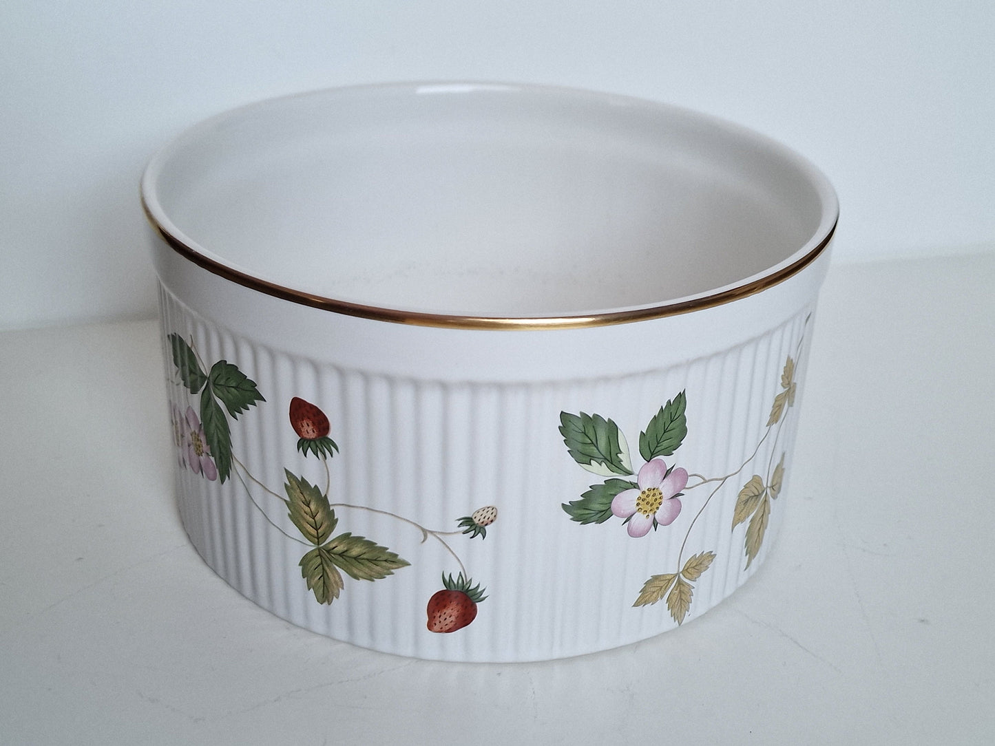Wedgwood Wild Strawberry Basket, Gilded Edge Bowl, UK