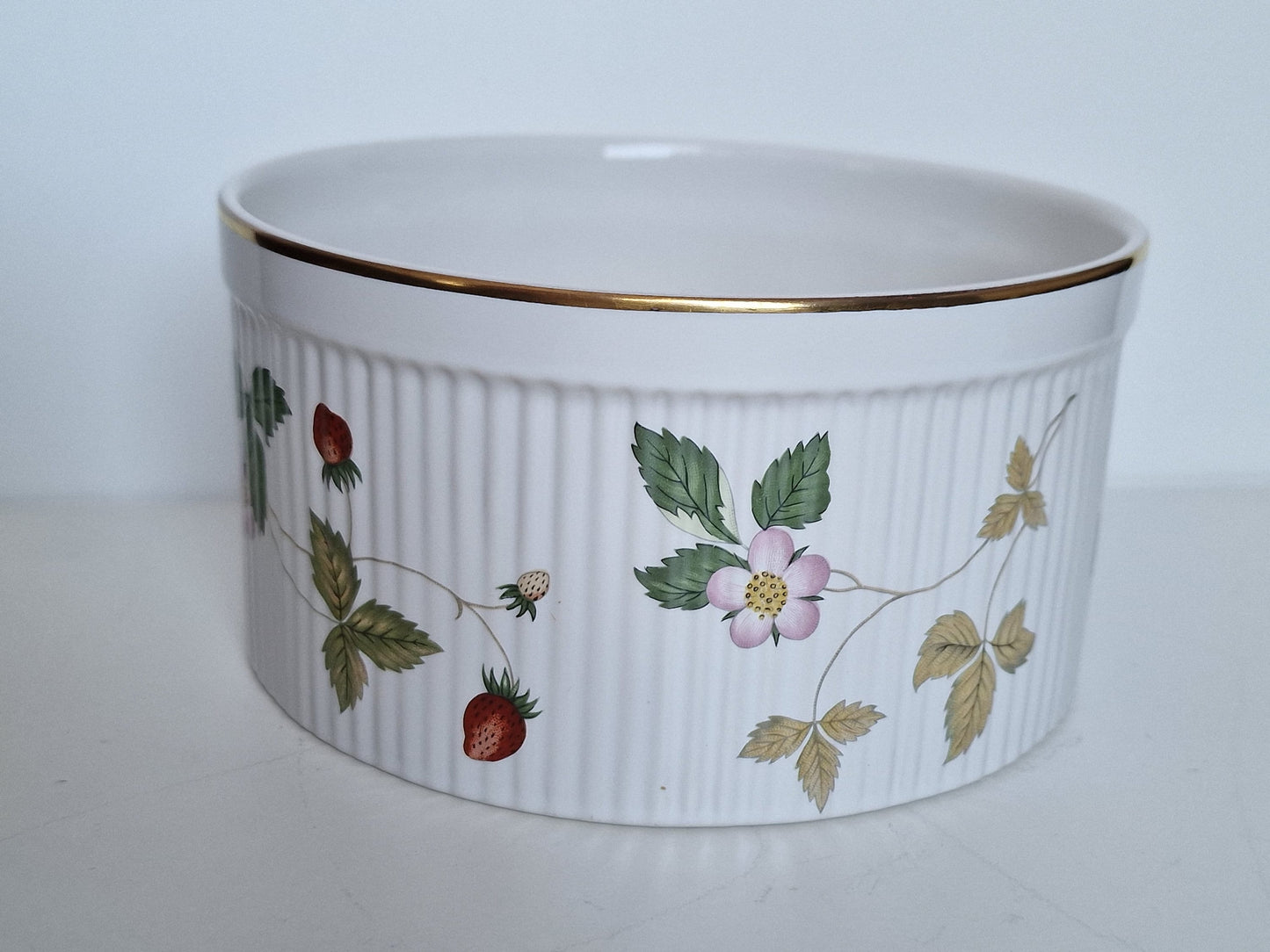 Wedgwood Wild Strawberry Basket, Gilded Edge Bowl, UK