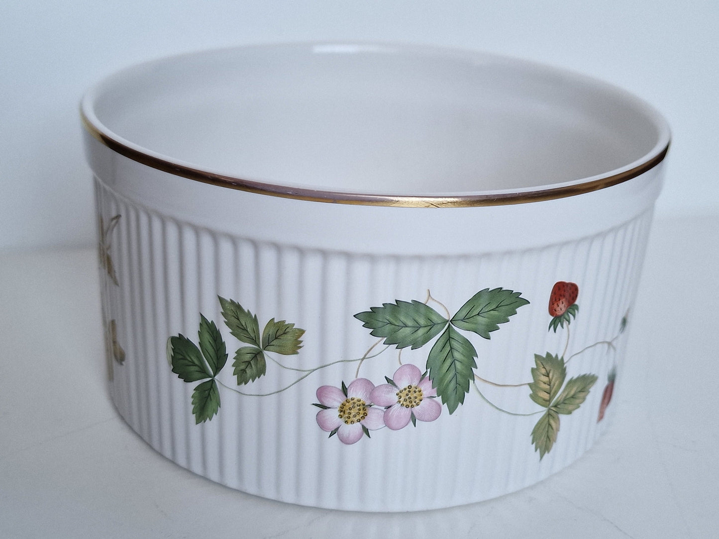 Wedgwood Wild Strawberry Basket, Gilded Edge Bowl, UK