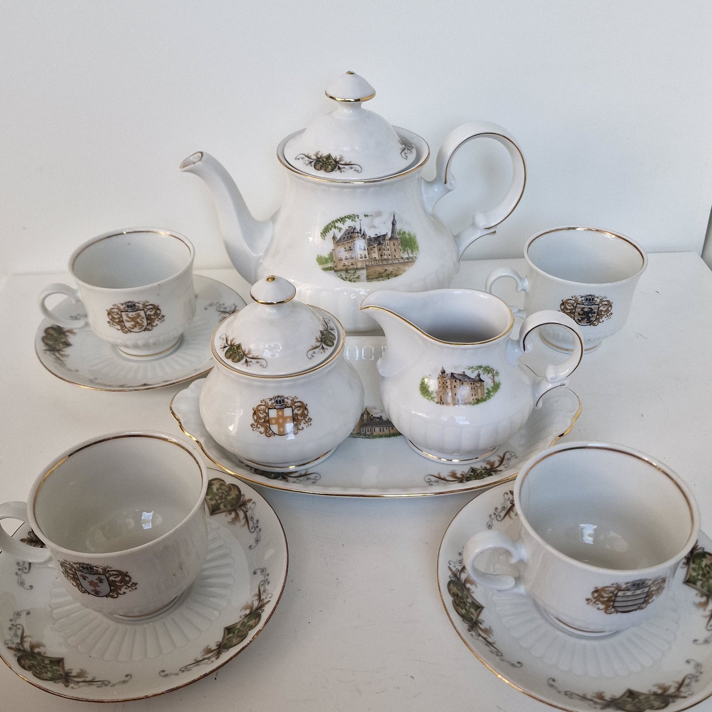 Bavaria Porcelain Tea Set, Dutch Castles, Coat of Arms, 13-Piece