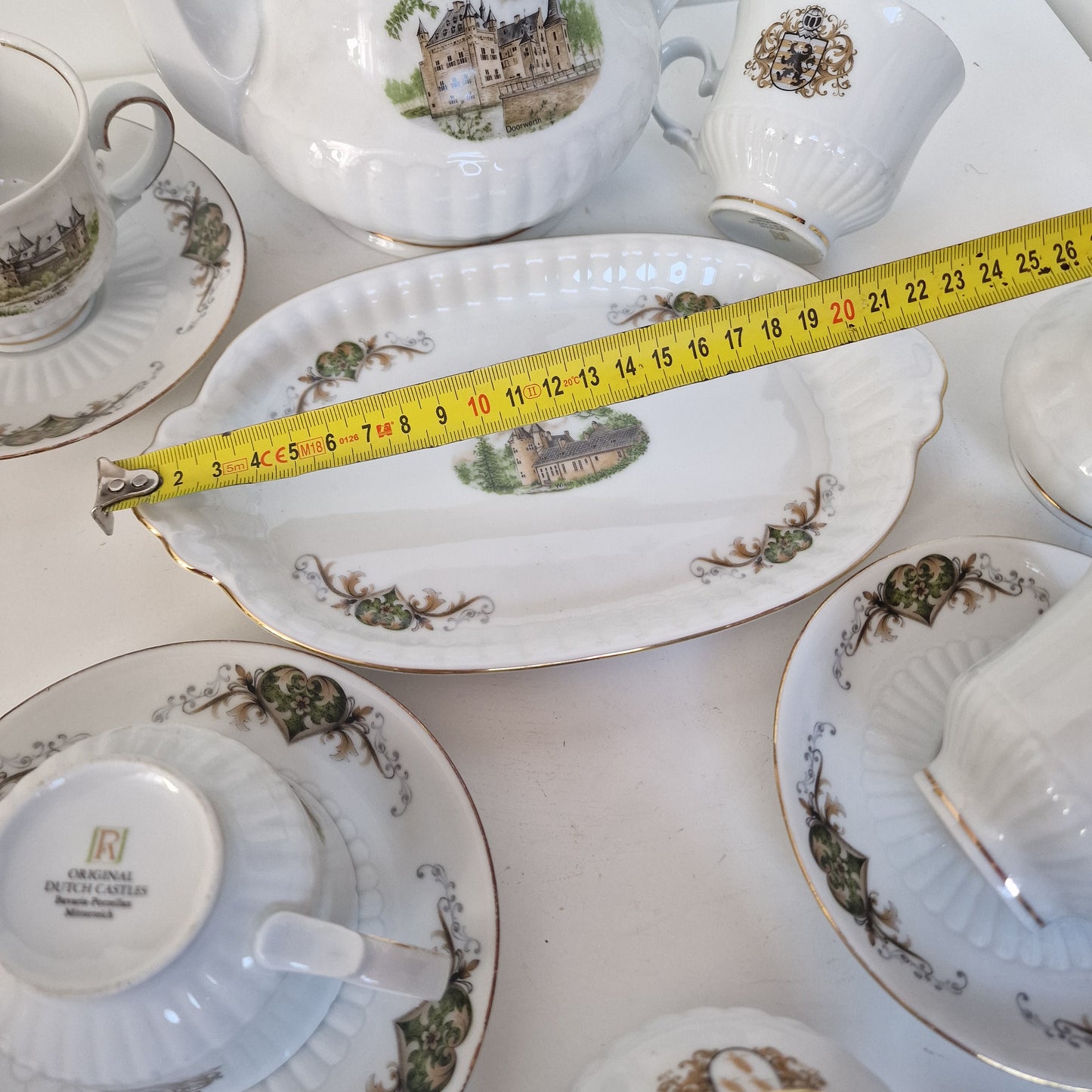 Bavaria Porcelain Tea Set, Dutch Castles, Coat of Arms, 13-Piece