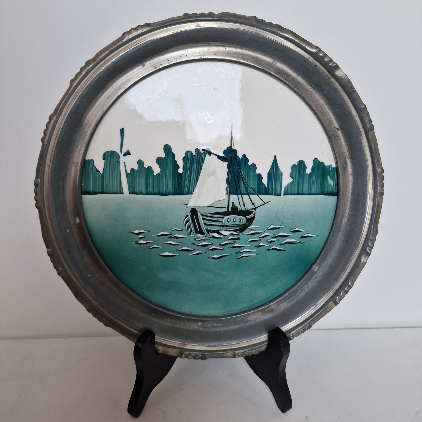 Tegel dienblad,  Art Nouveau, Nederland, met porseleinen blad en tinnen rand,