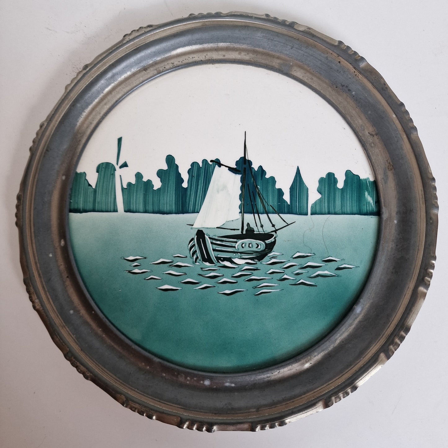 Tegel dienblad,  Art Nouveau, Nederland, met porseleinen blad en tinnen rand,