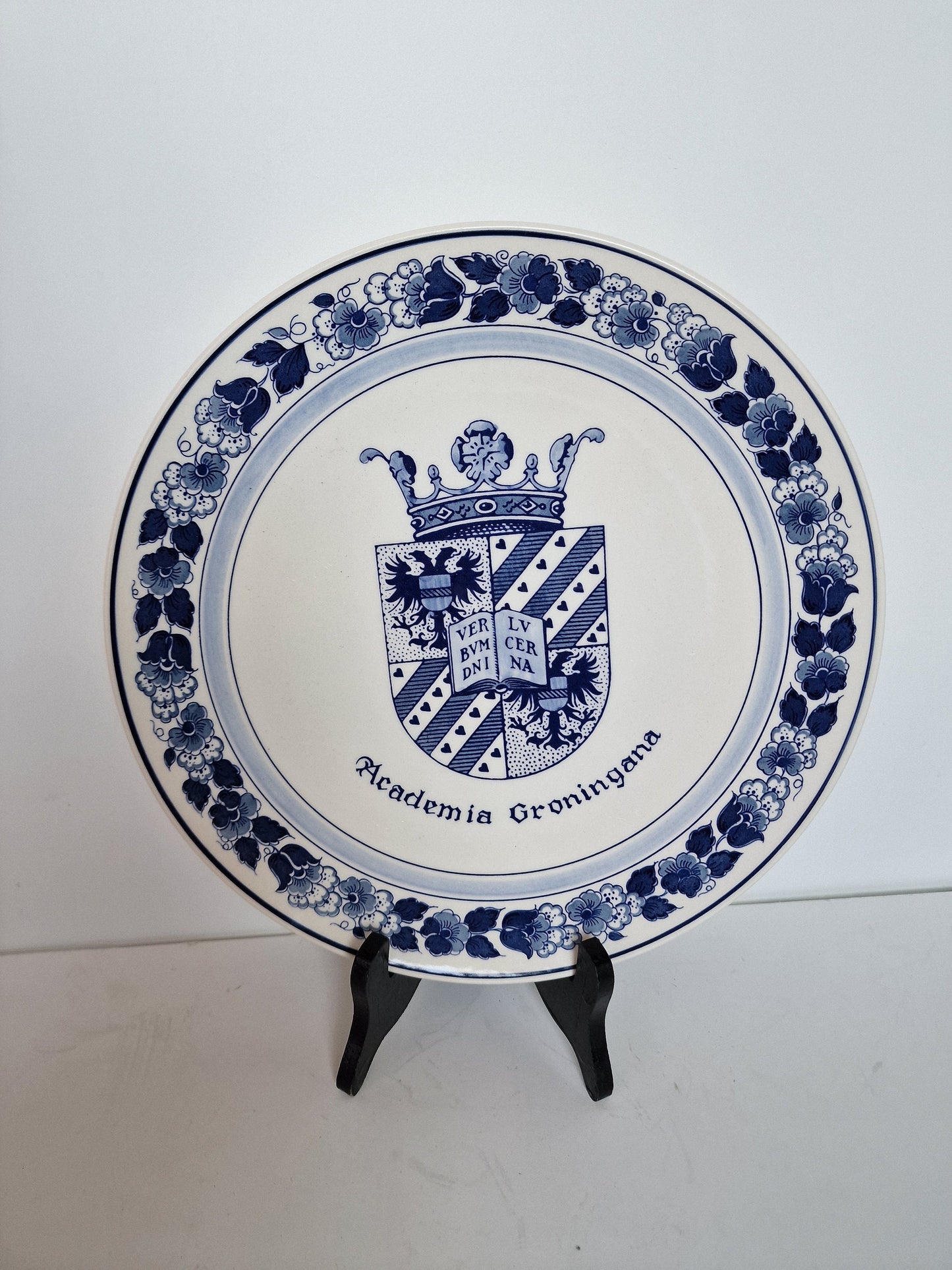 Hand Painted Royal Goedewaagen Delft Plate, Academia Groningen
