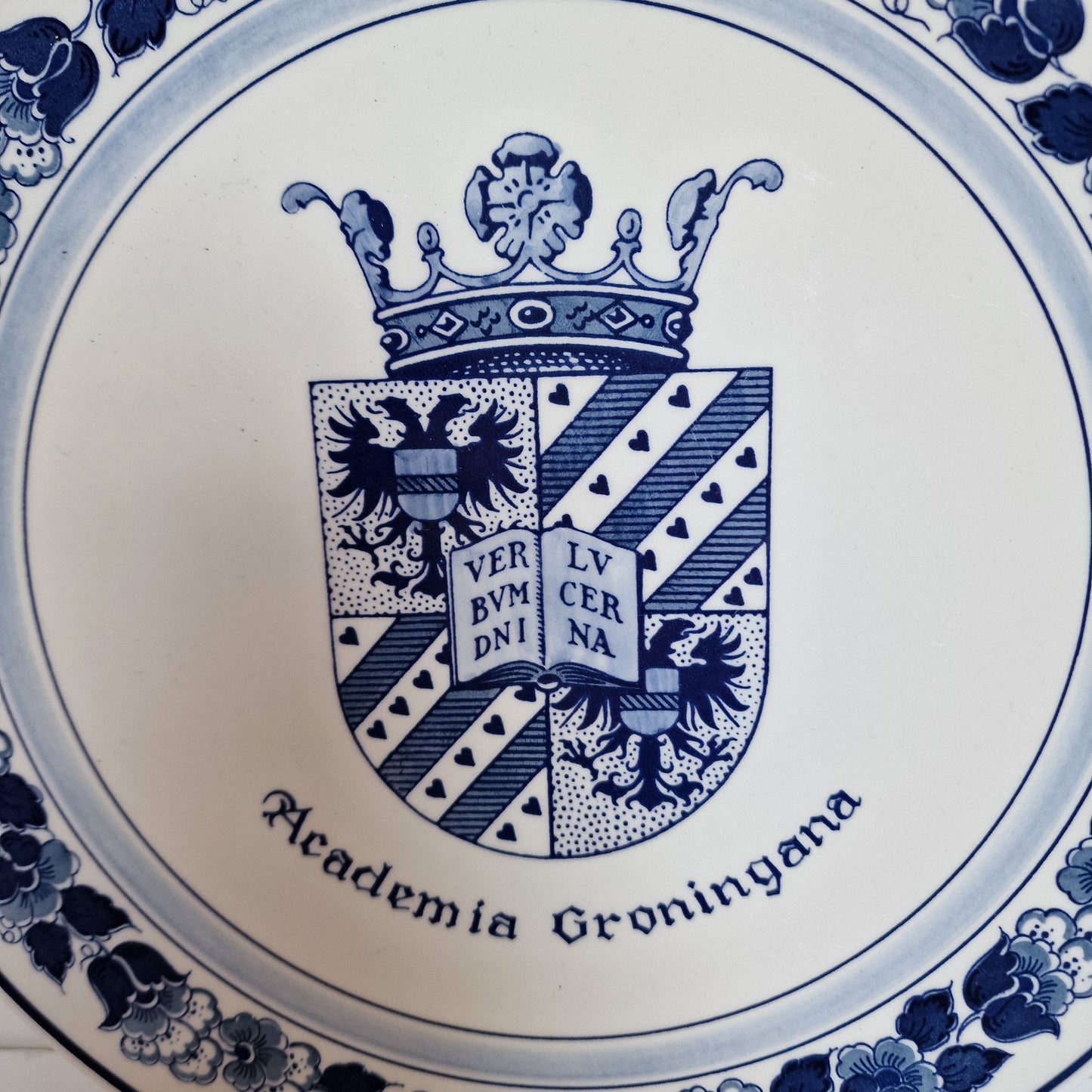 Hand Painted Royal Goedewaagen Delft Plate, Academia Groningen