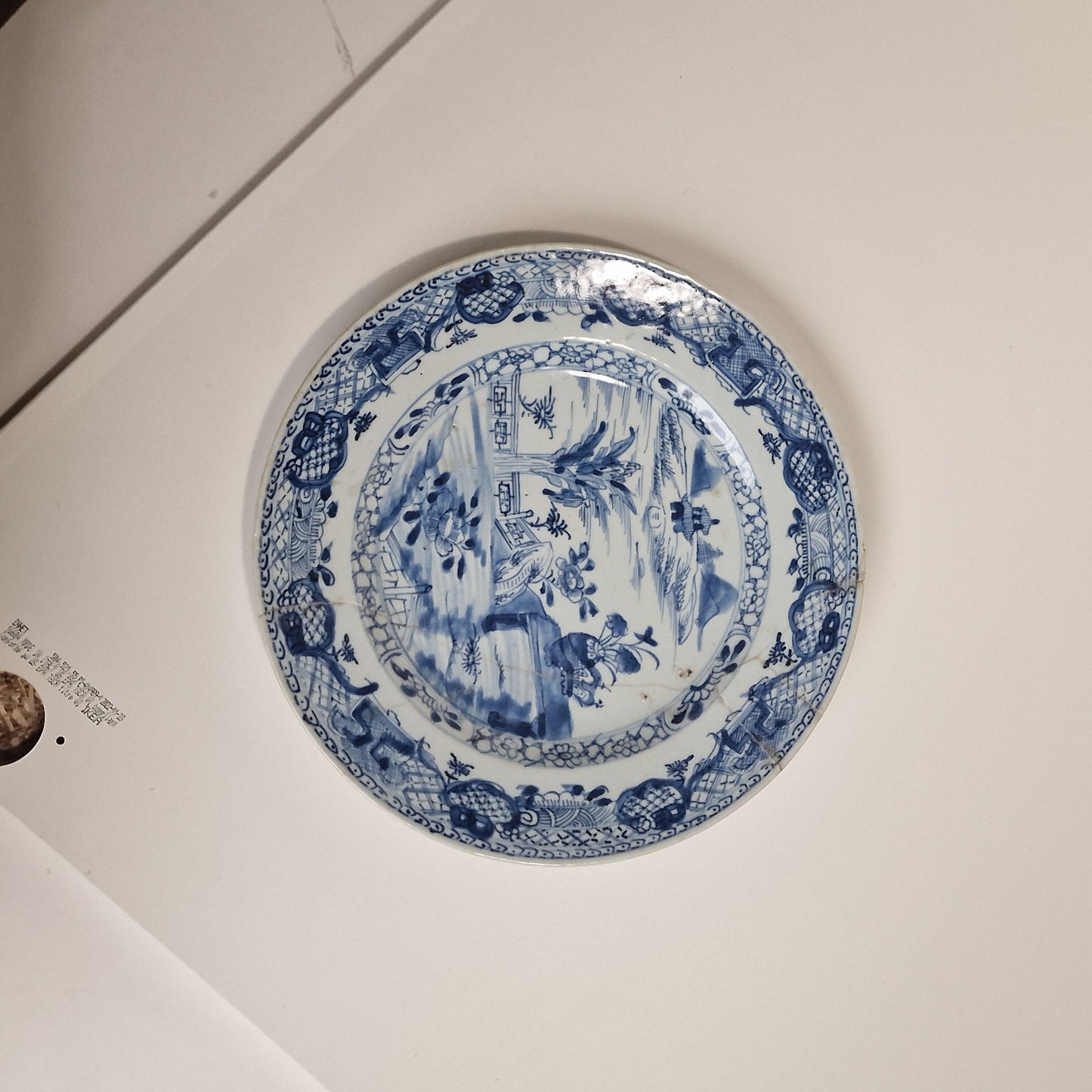 18th century chinese porcelain Kangxi dish decorated w. RARE large landscape, QIANLONG QING, 18th