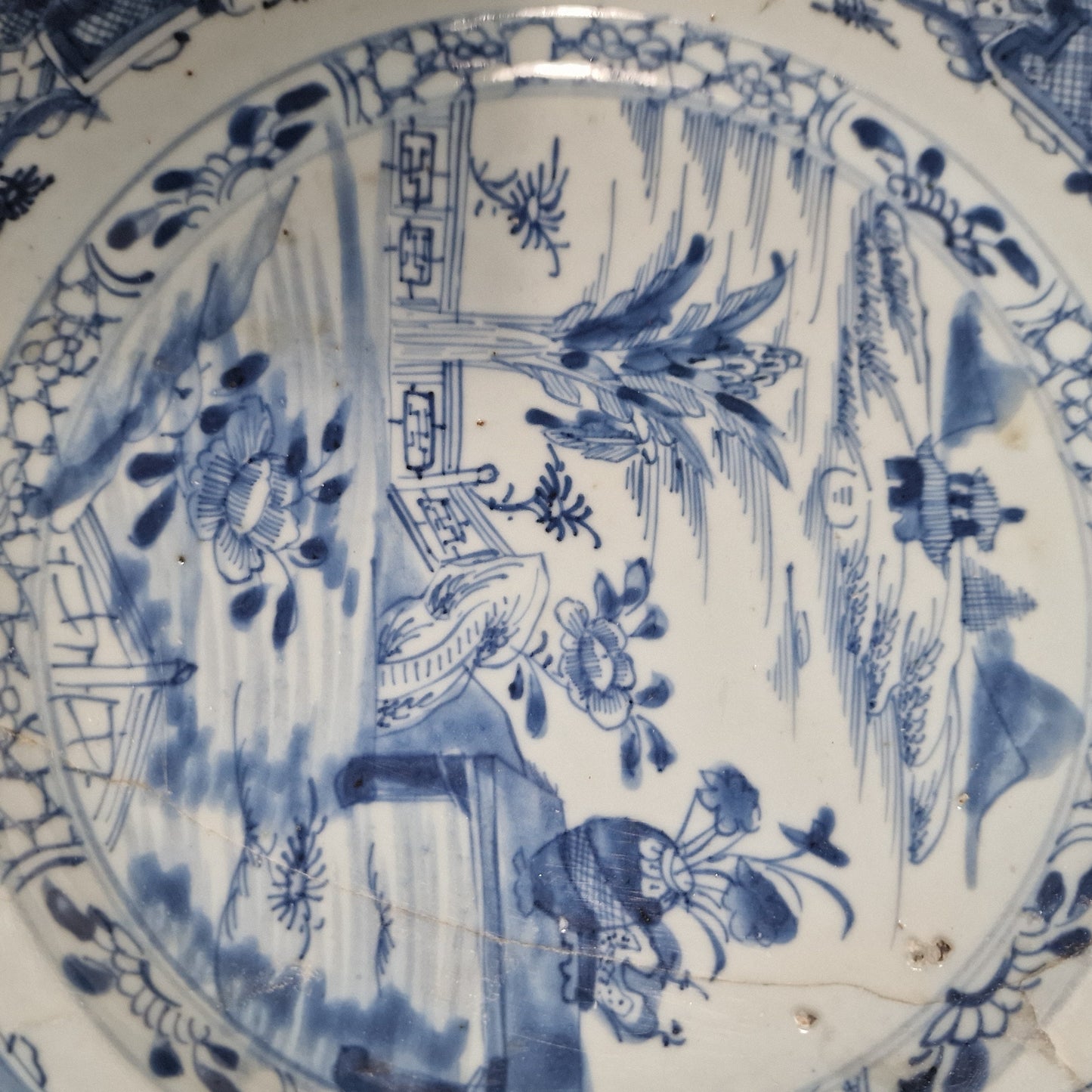 18th century chinese porcelain Kangxi dish decorated w. RARE large landscape, QIANLONG QING, 18th