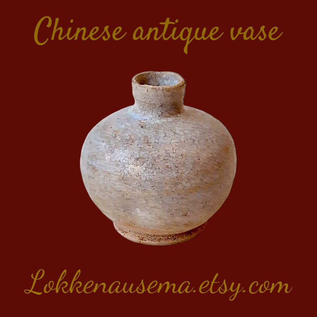 Celadon Vase urn zalfpot Ming 17th century chinese  vase