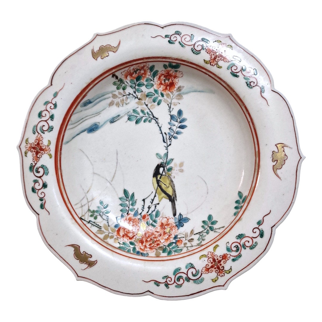 Kakiemon, ca 1870, meiji 19e eeuws antiek japanse verfijne voorstelling en lotus vorm, bird bord plate dish japanese antiques polychrome