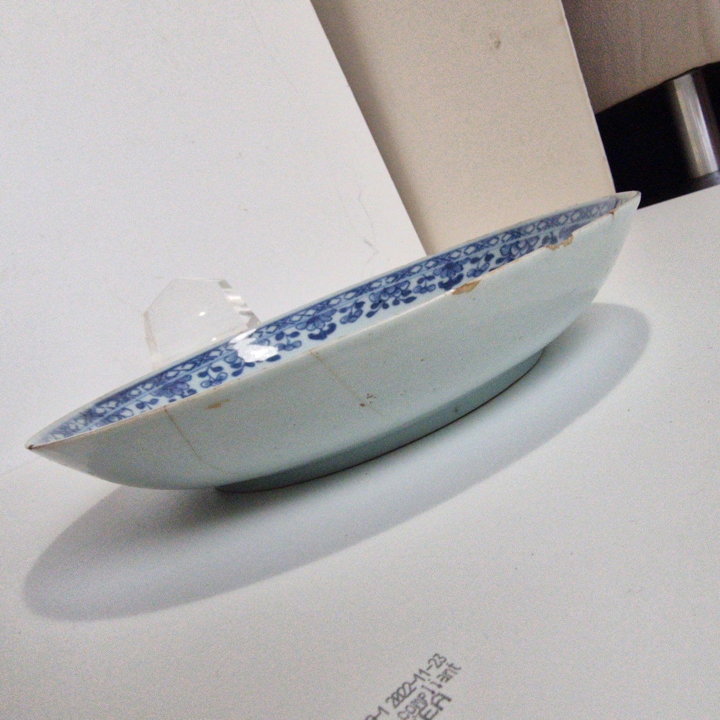 Pair of Antique Kangxi Porcelain Dishes, Floral Decor, 18th Century