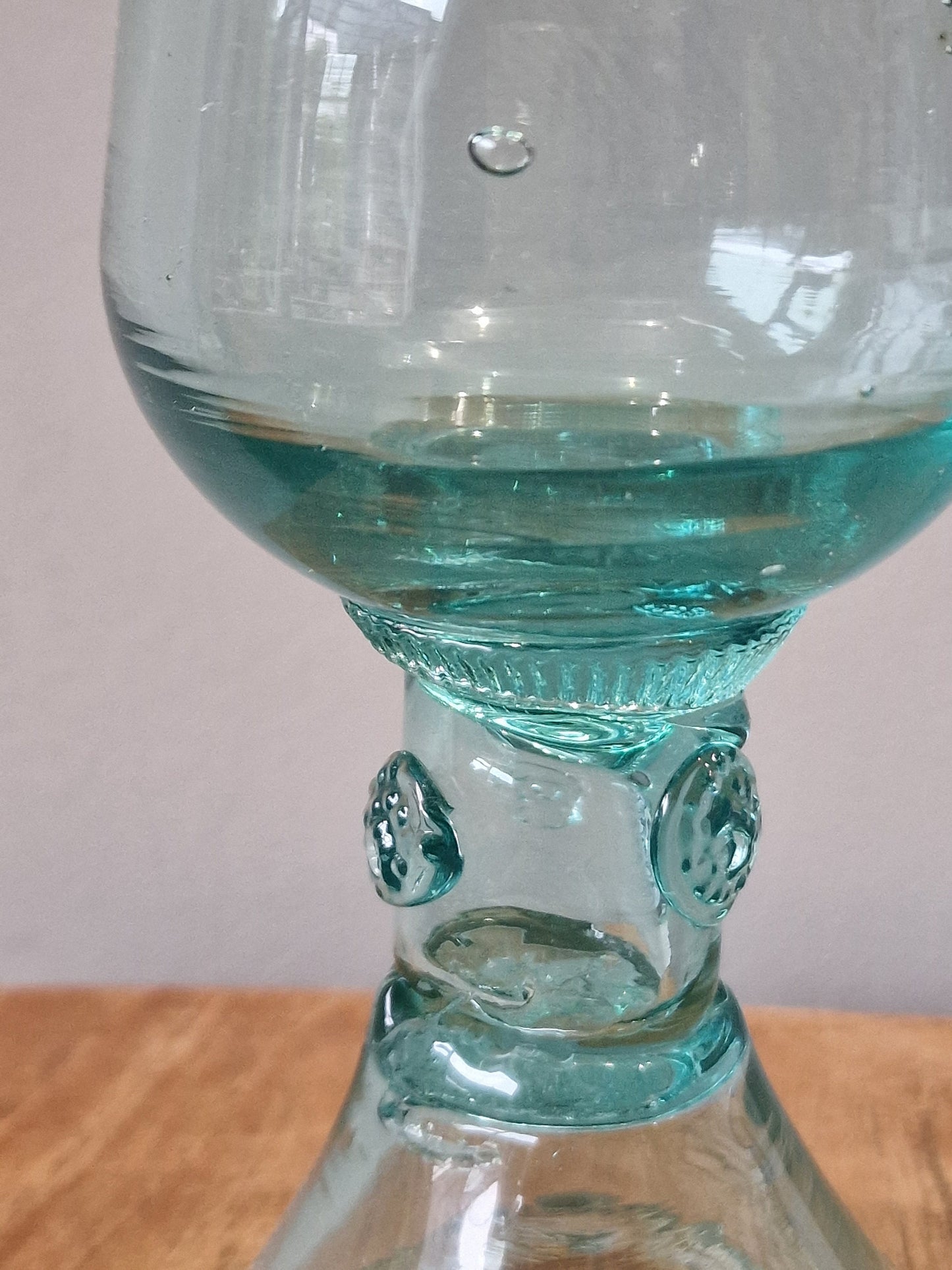 18th century Römer , ancient glass verzameling, waldglas roemer, 4 stuks,