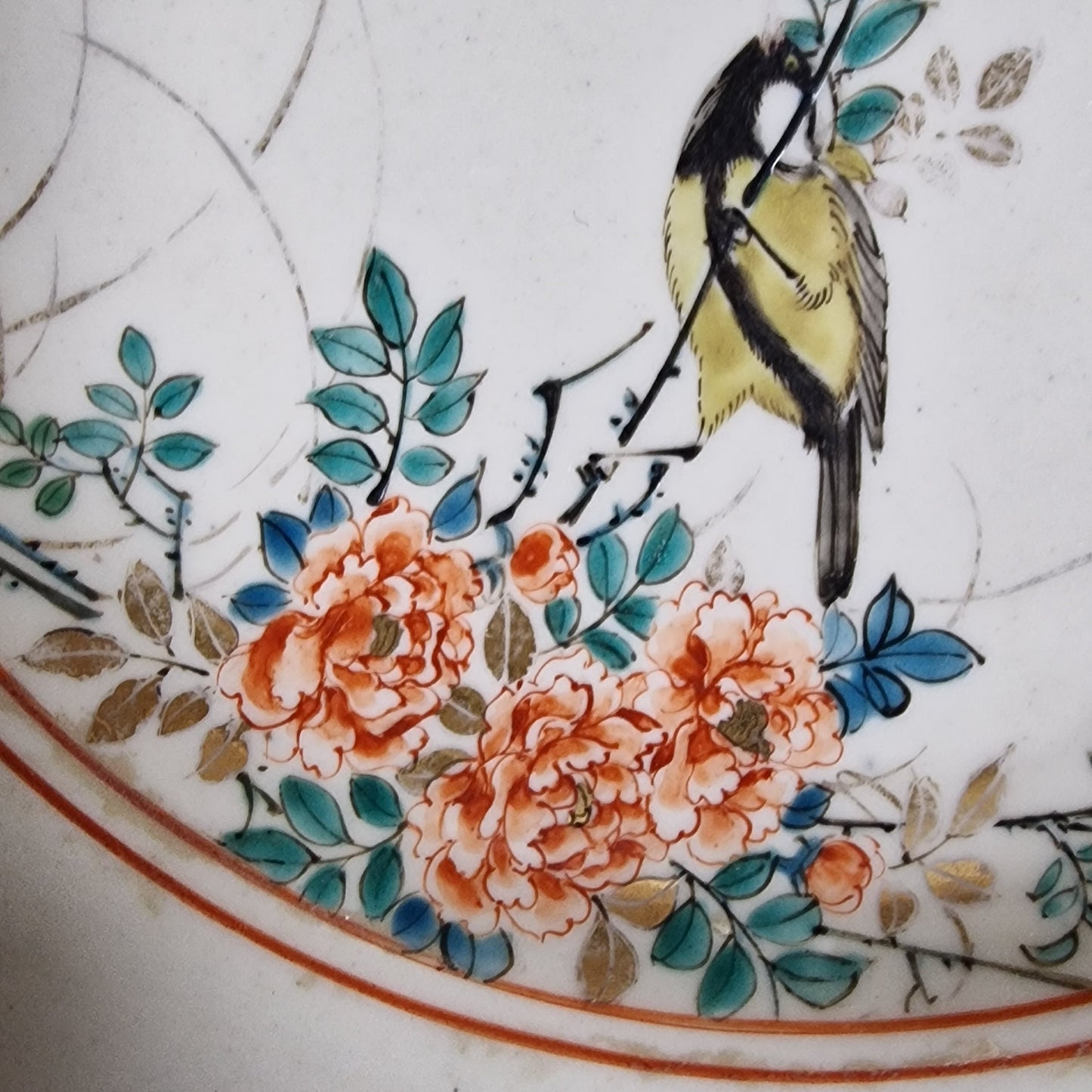 Kakiemon, ca 1870, meiji 19e eeuws antiek japanse verfijne voorstelling en lotus vorm, bird bord plate dish japanese antiques polychrome