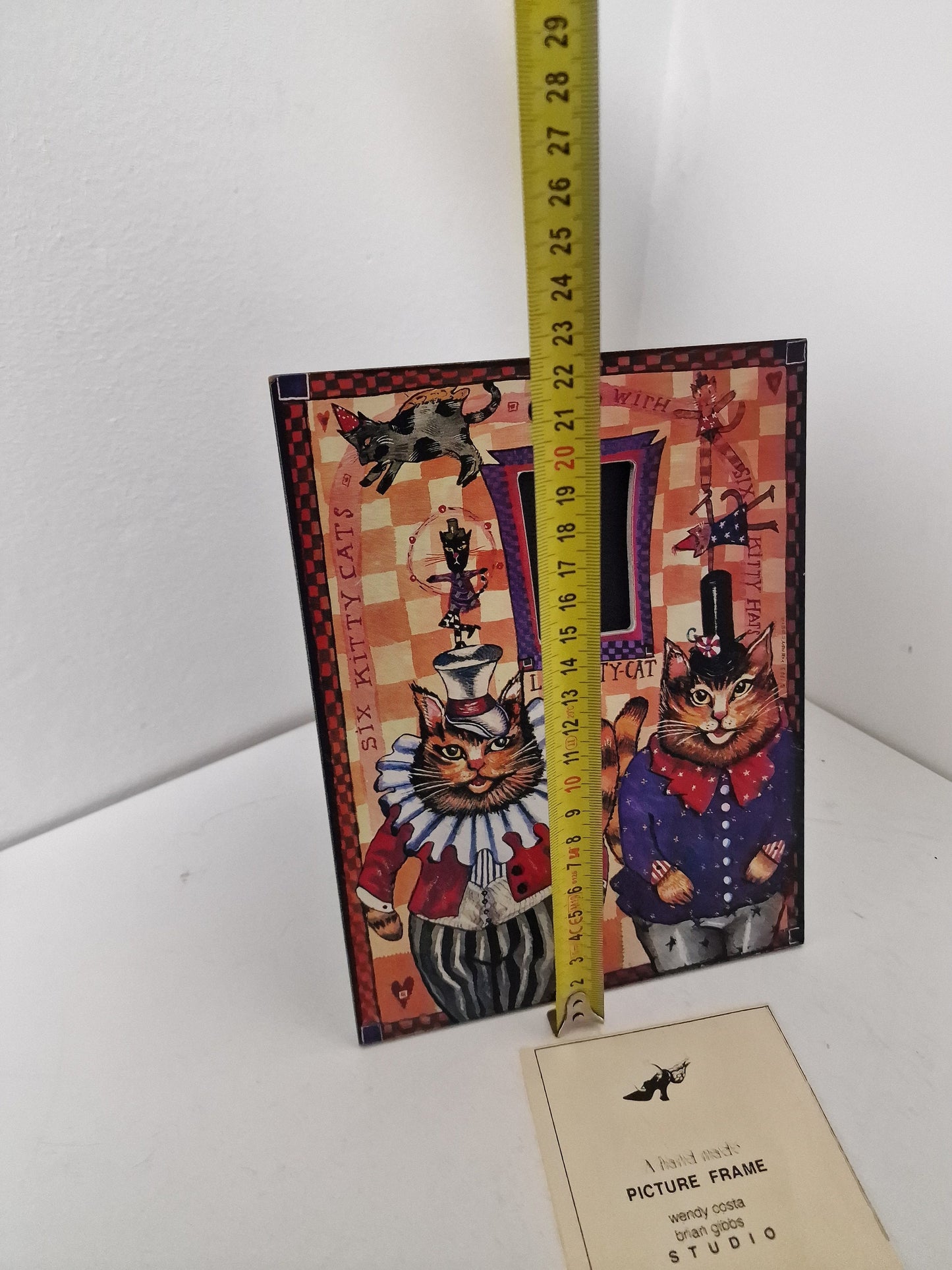 Galerie Art frame photo surrealism gibbs studio handmade