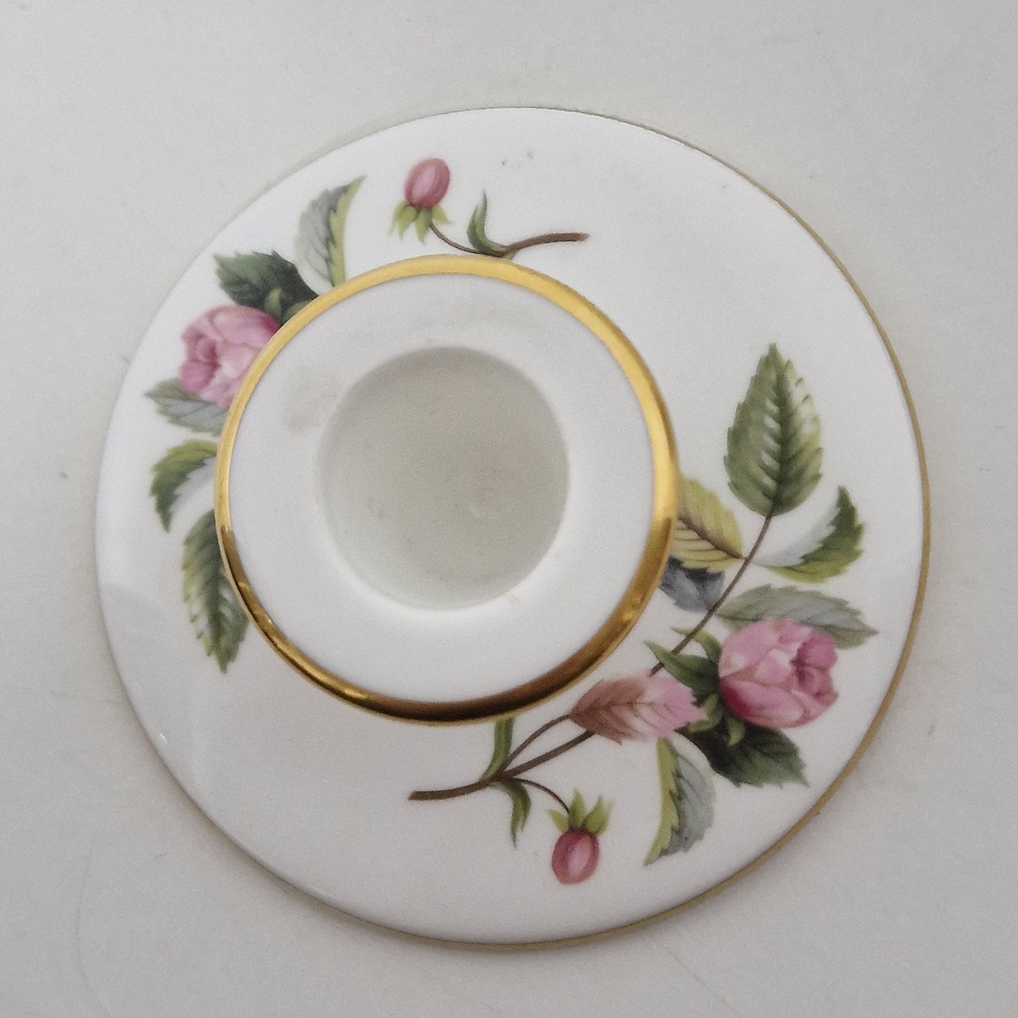 Wedgwood of Etrurian & Barlaston vazen, hathaway rose porcelain candlestick queens ware, antiek collector item