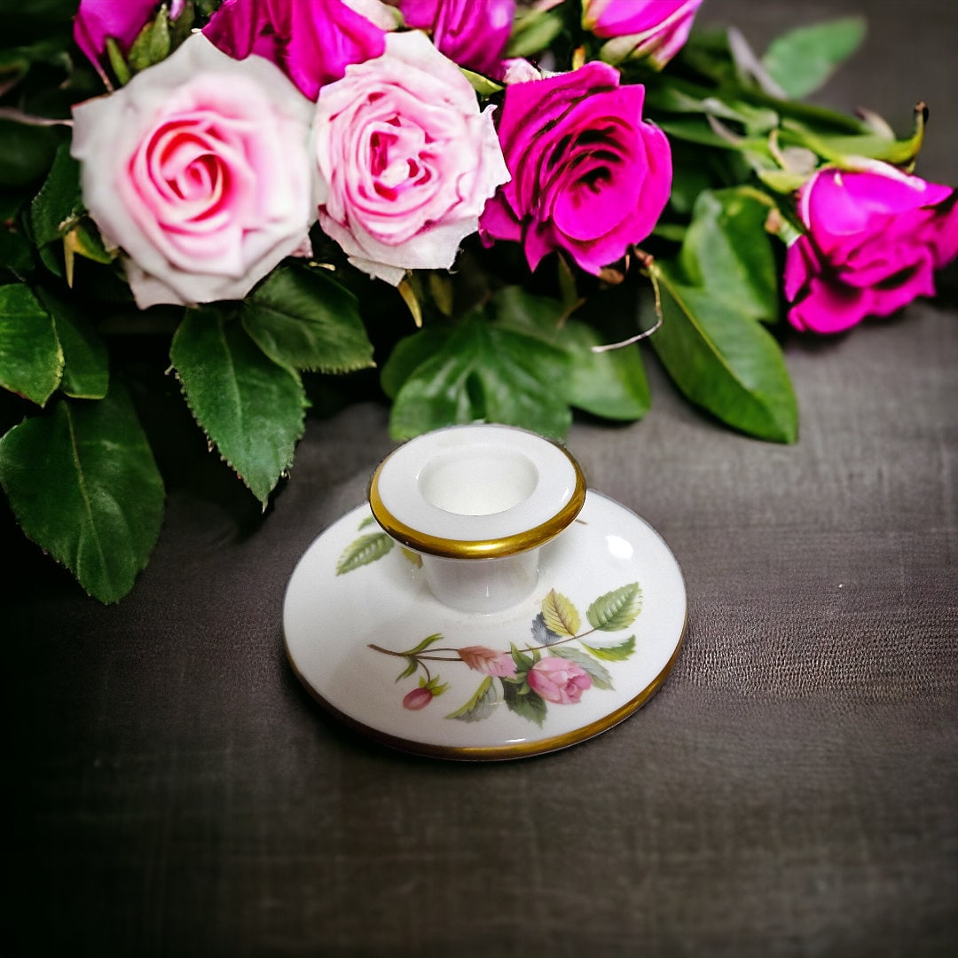 Wedgwood of Etrurian & Barlaston vazen, hathaway rose porcelain candlestick queens ware, antiek collector item