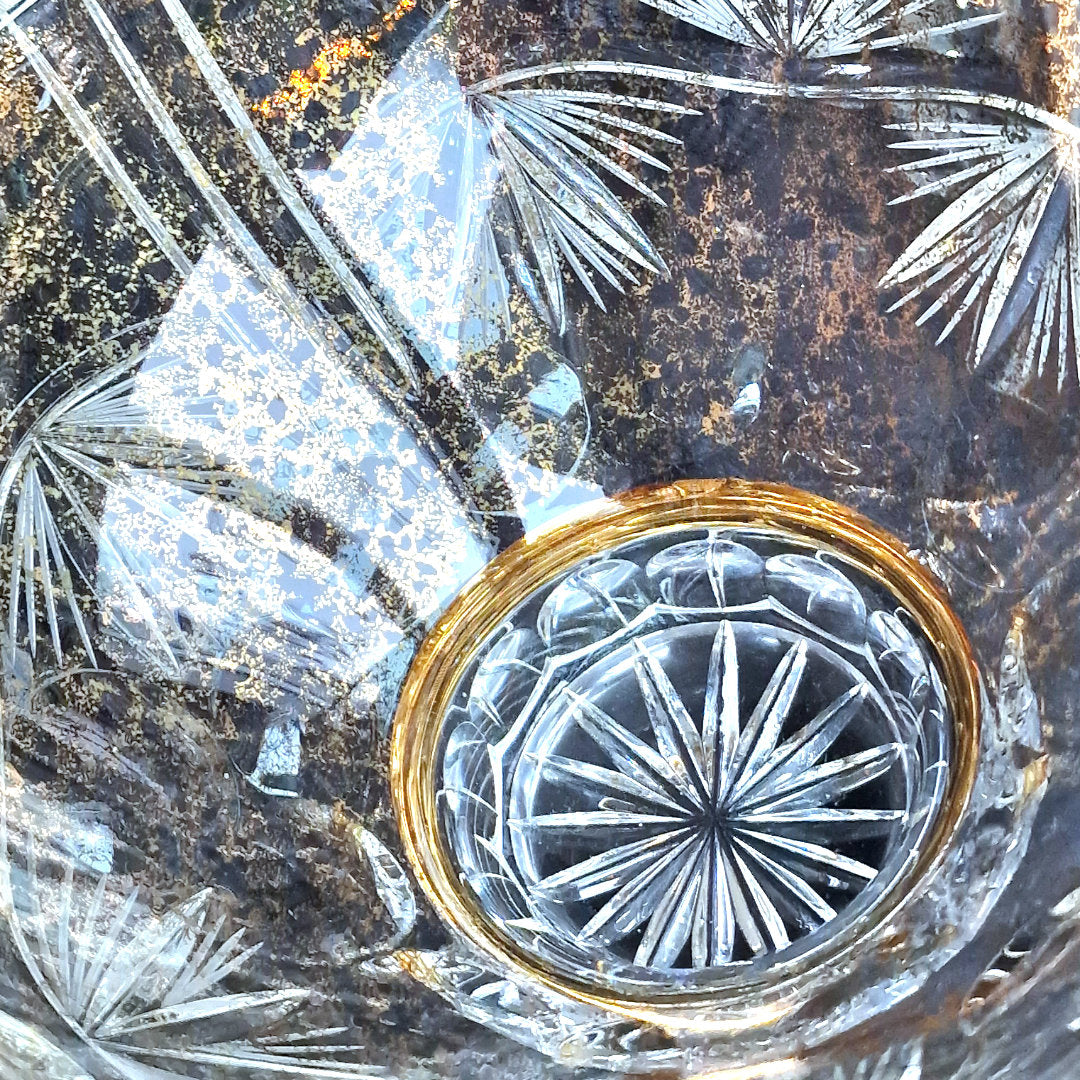 Lead Crystal Gold Flake Bowl, Decorative Centerpiece (20cm)