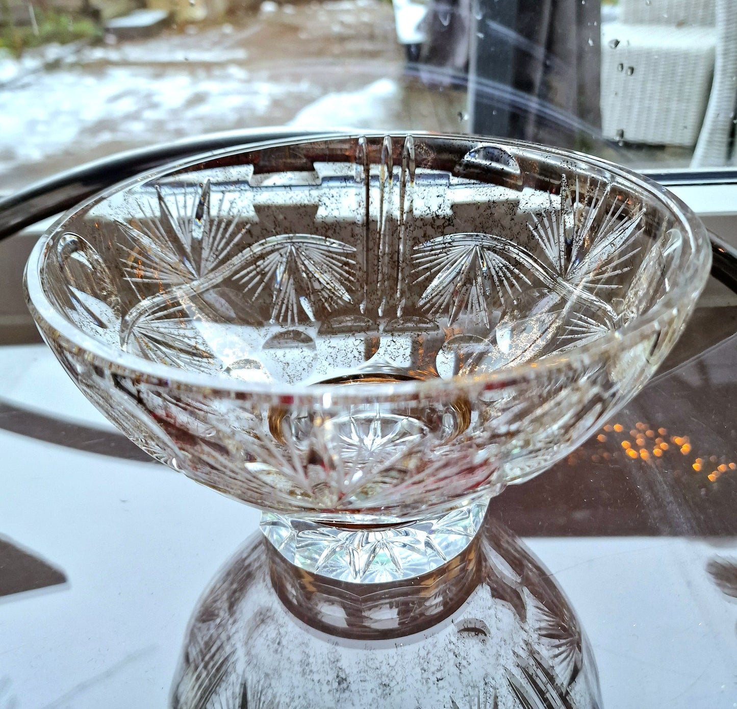 Lead Crystal Gold Flake Bowl, Decorative Centerpiece (20cm)