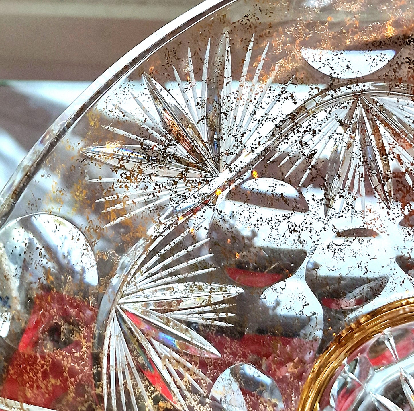 Lead Crystal Gold Flake Bowl, Decorative Centerpiece (20cm)