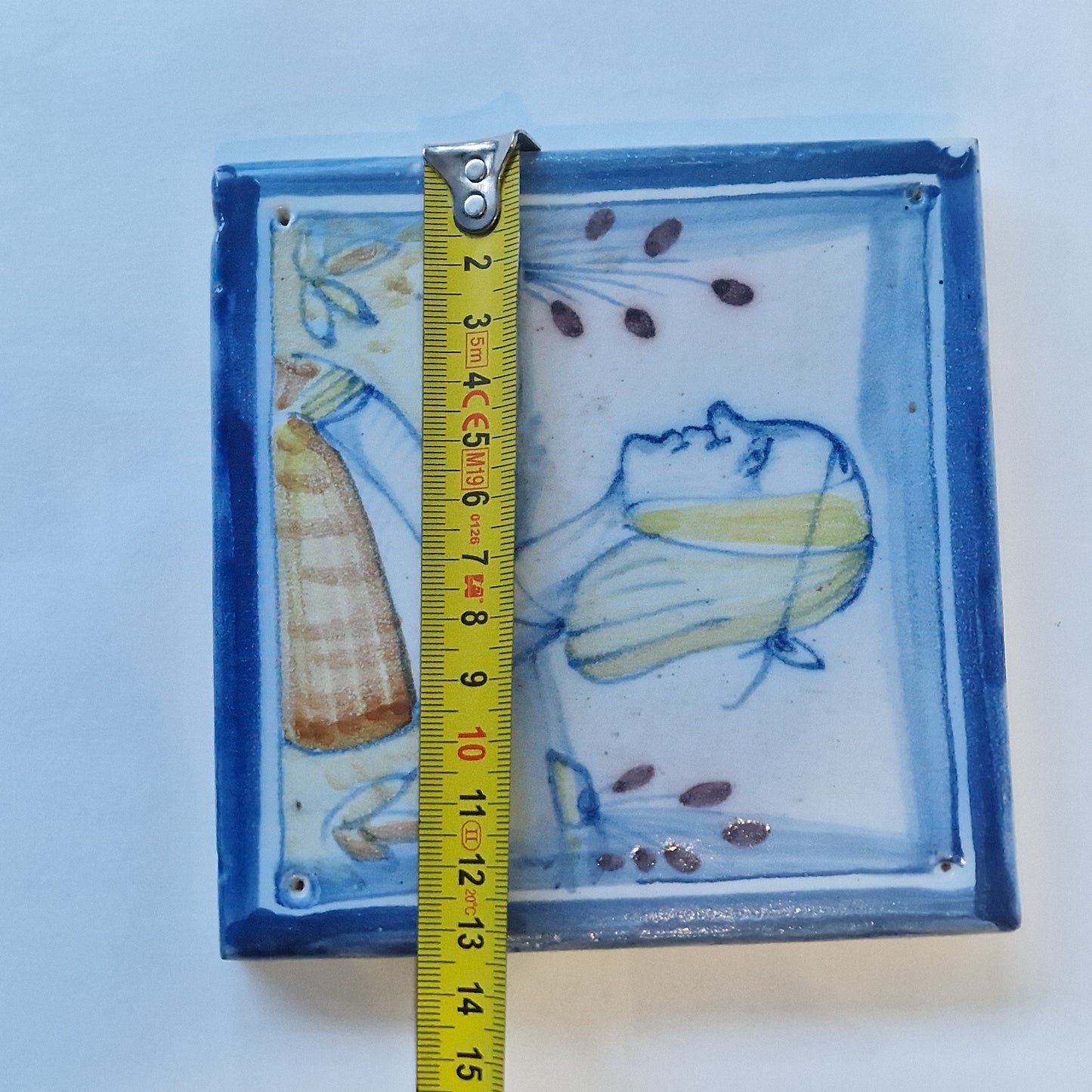 Italian Pottery Tile, Guido di Safino Style, Polychrome Collectible (13x13 cm)