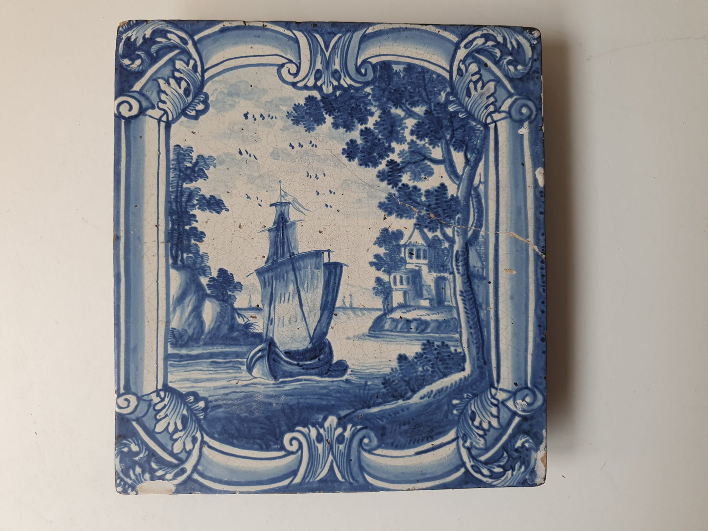 XL plaque, antique 18th century 'Stovetile' with sailboat. Hamburg, Friesland, 1750-1775, Faience, underglaze blue.