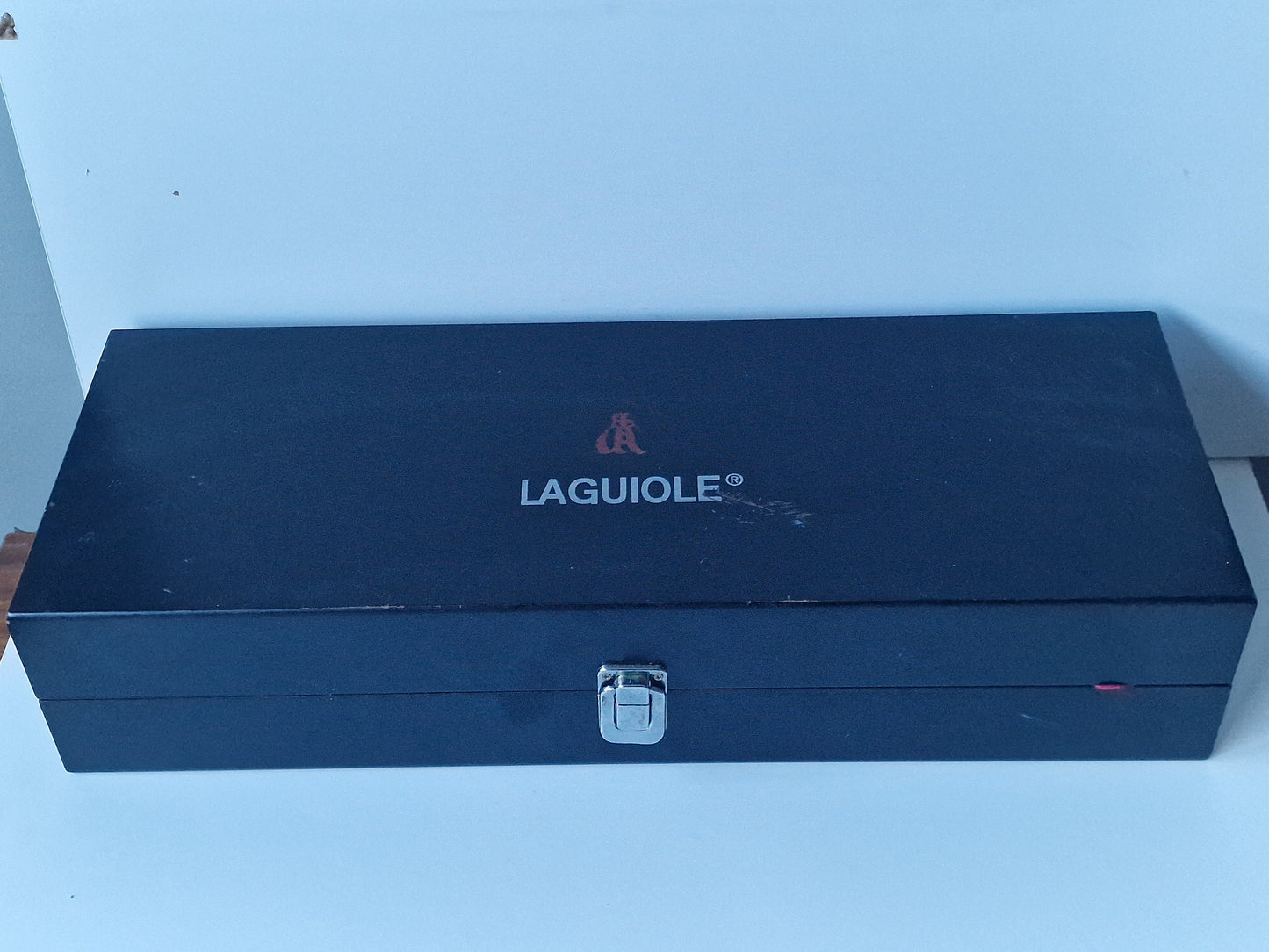 Champagne Sabre with Flutes, Laguiole Gift Boxed Set sabreren luxe gift box, exclusive edition
