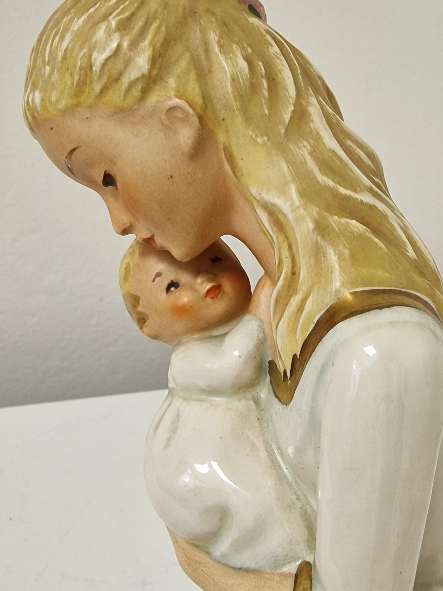 Goebel Porcelain Figurine, Young Mother with Baby and Bunny, Antique Collectible (22 cm)