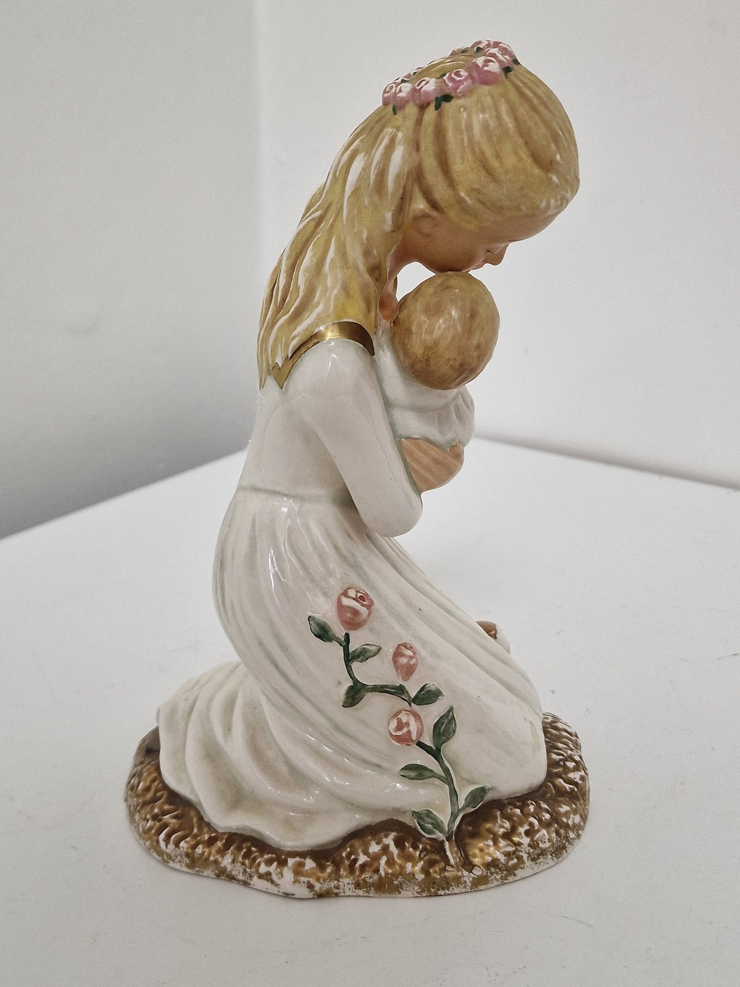 Goebel Porcelain Figurine, Young Mother with Baby and Bunny, Antique Collectible (22 cm)