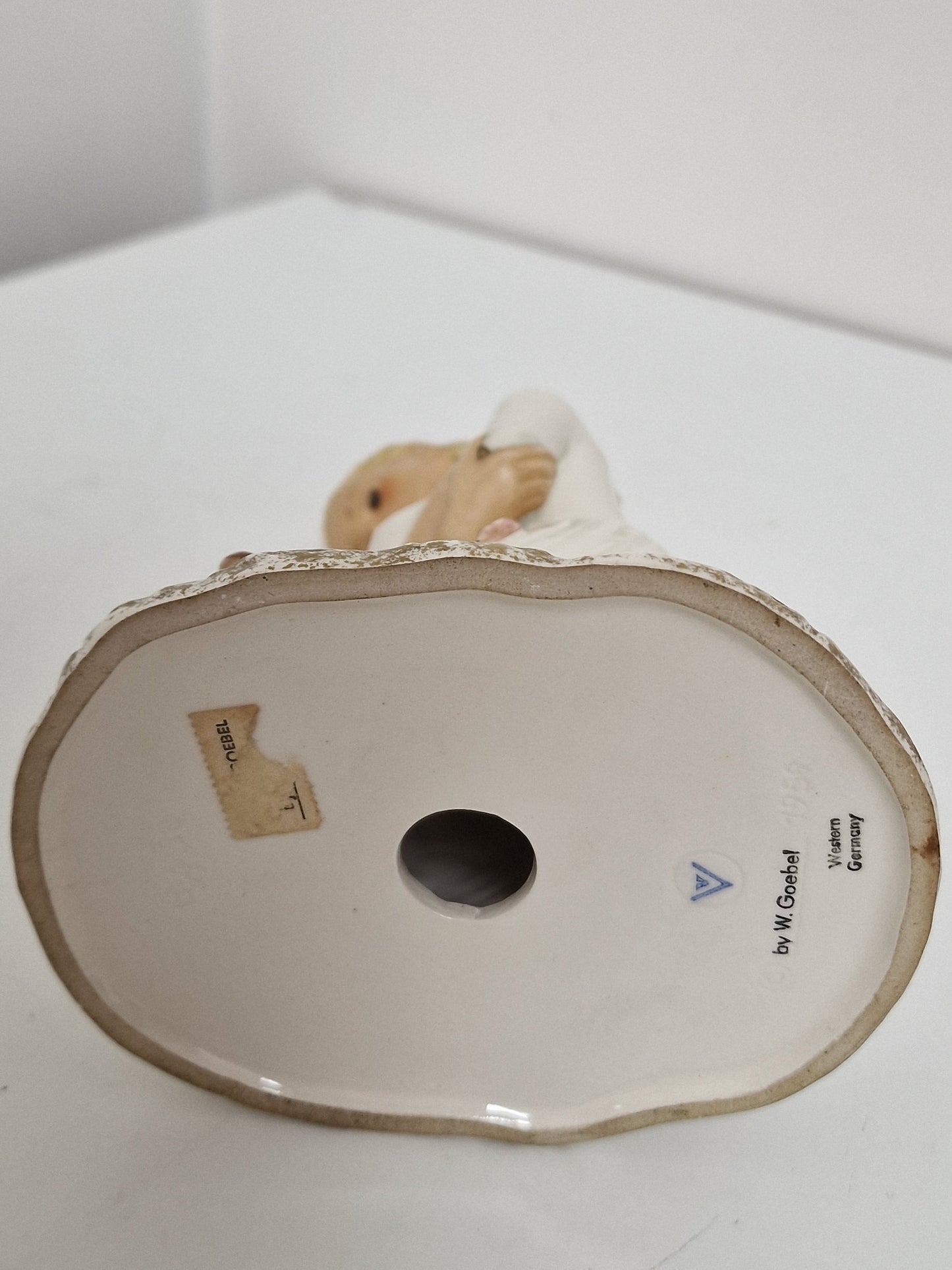 Goebel Porcelain Figurine, Young Mother with Baby and Bunny, Antique Collectible (22 cm)