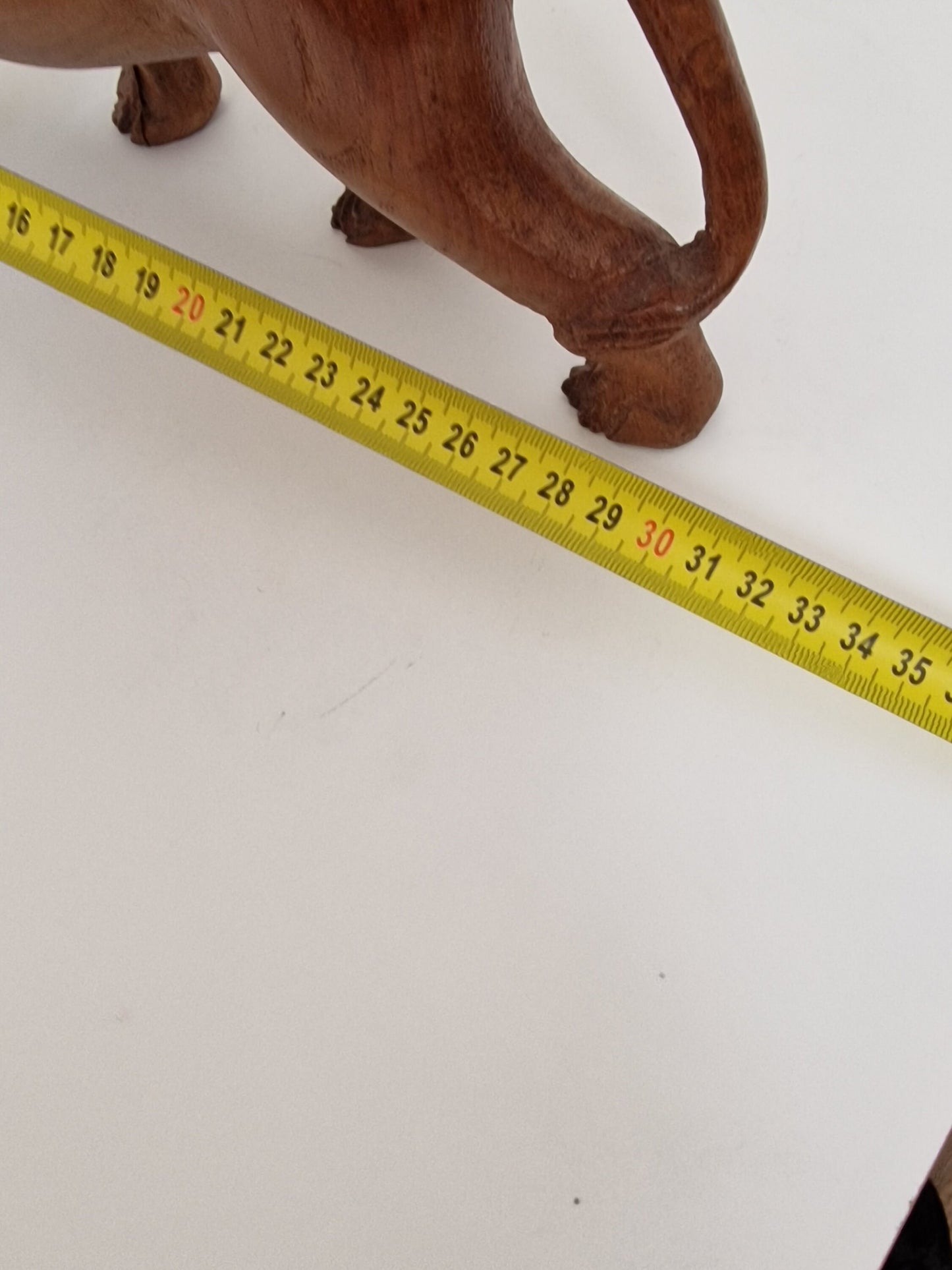 old lion leeuw  Statue handcarved  figurine wood handcarved