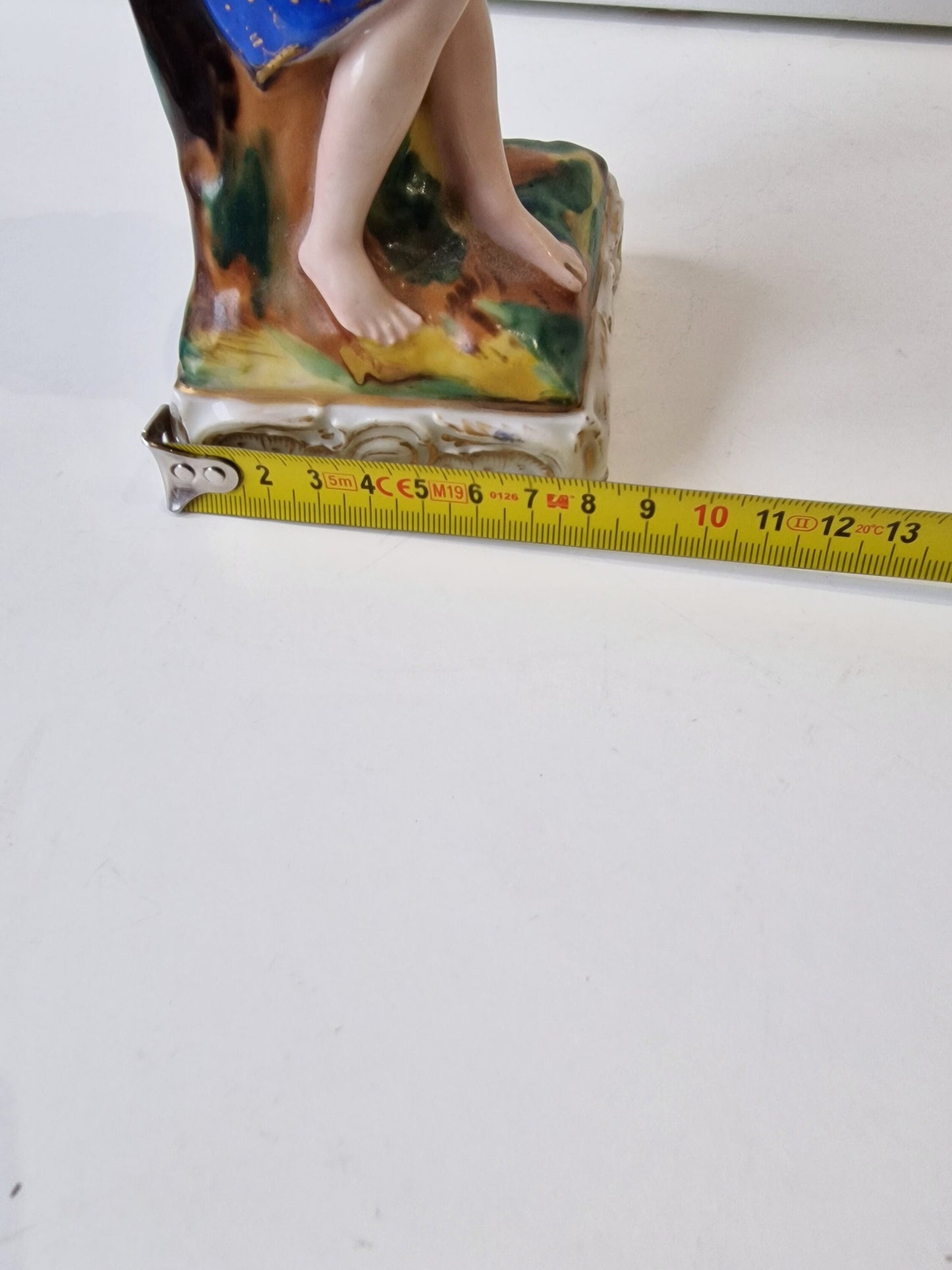 Antique Staffordshire Porcelain Figurine, Scottish Noble Woman with Bagpipe