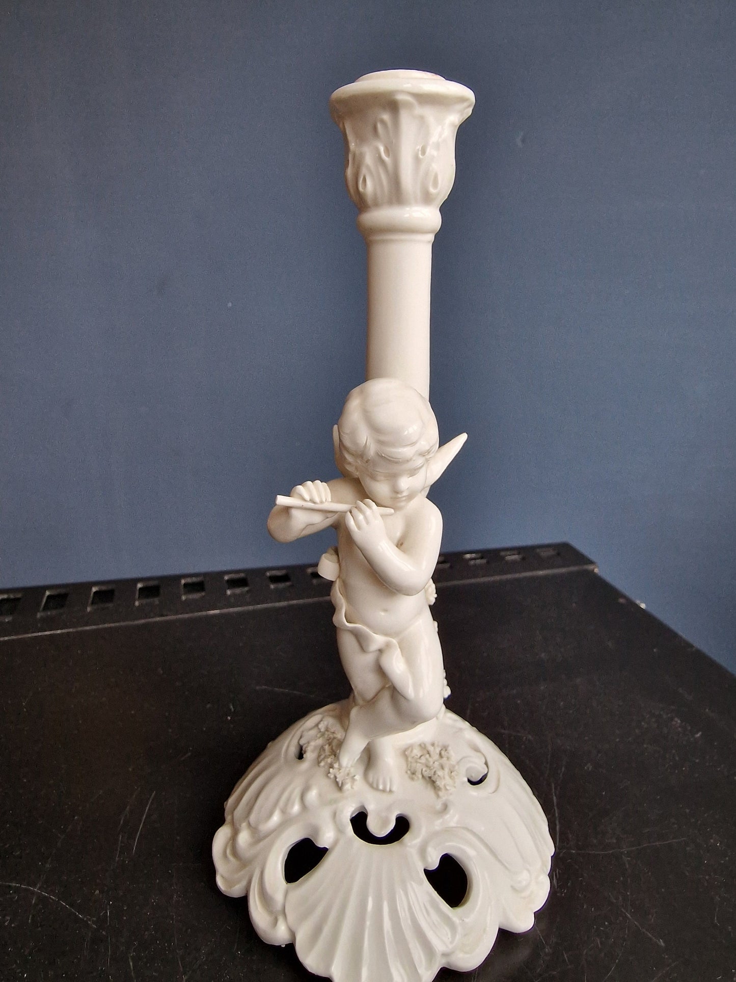 TRIADE Perdomello Basso BENACCHIO cherub candlestick, Italian antiques porcelain 19th century
