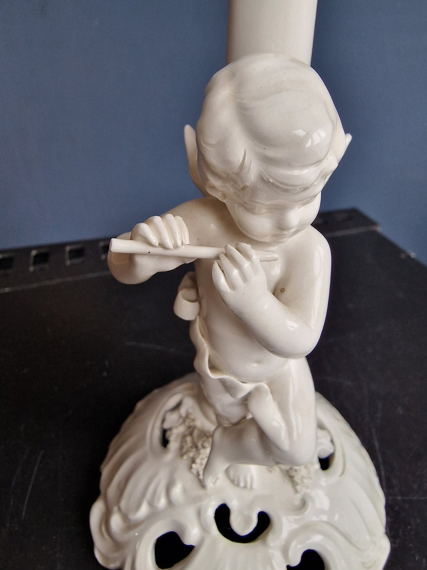 TRIADE Perdomello Basso BENACCHIO cherub candlestick, Italian antiques porcelain 19th century