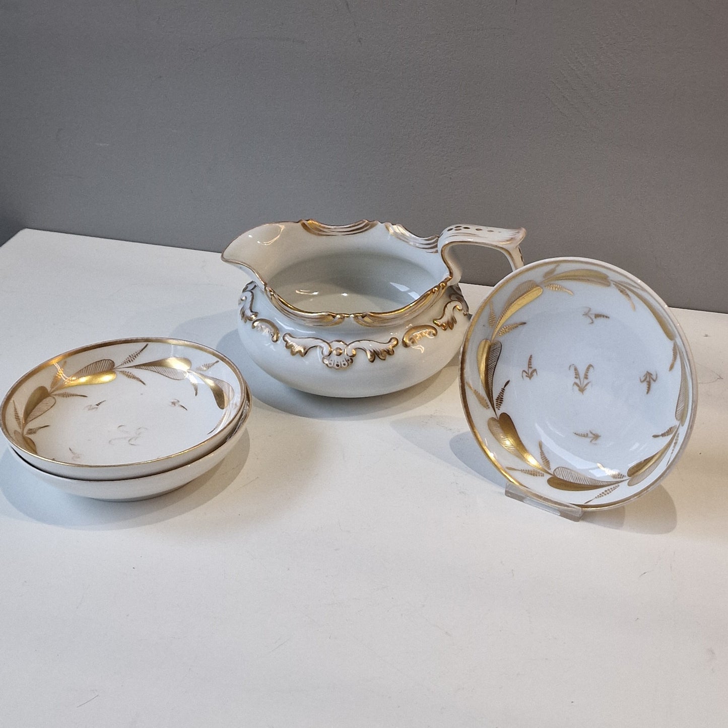 18th century french faience sauce and saucers bowls goldgilt