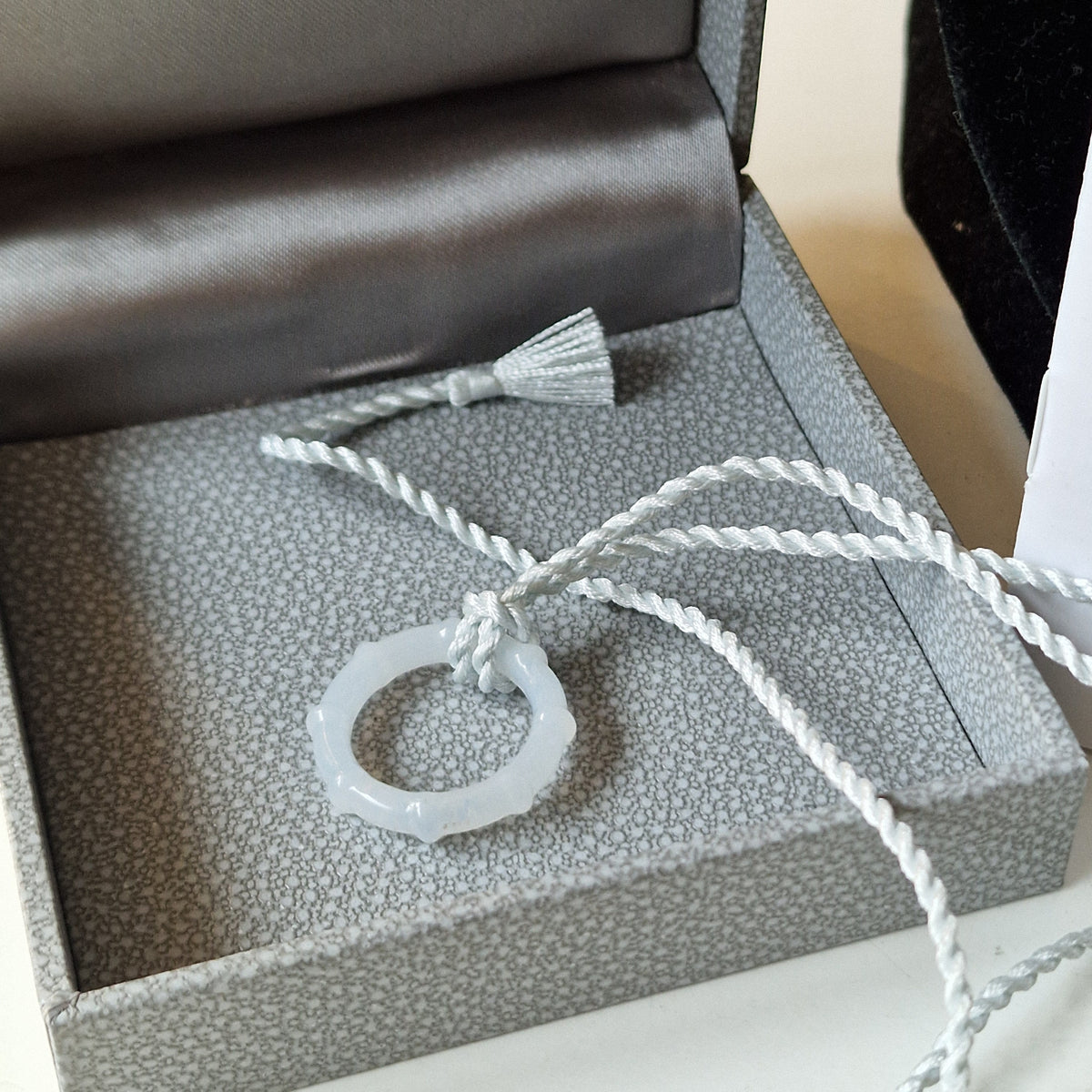 LALIQUE France crystal kristallen necklace  with pendant designer opaline ketting opalin