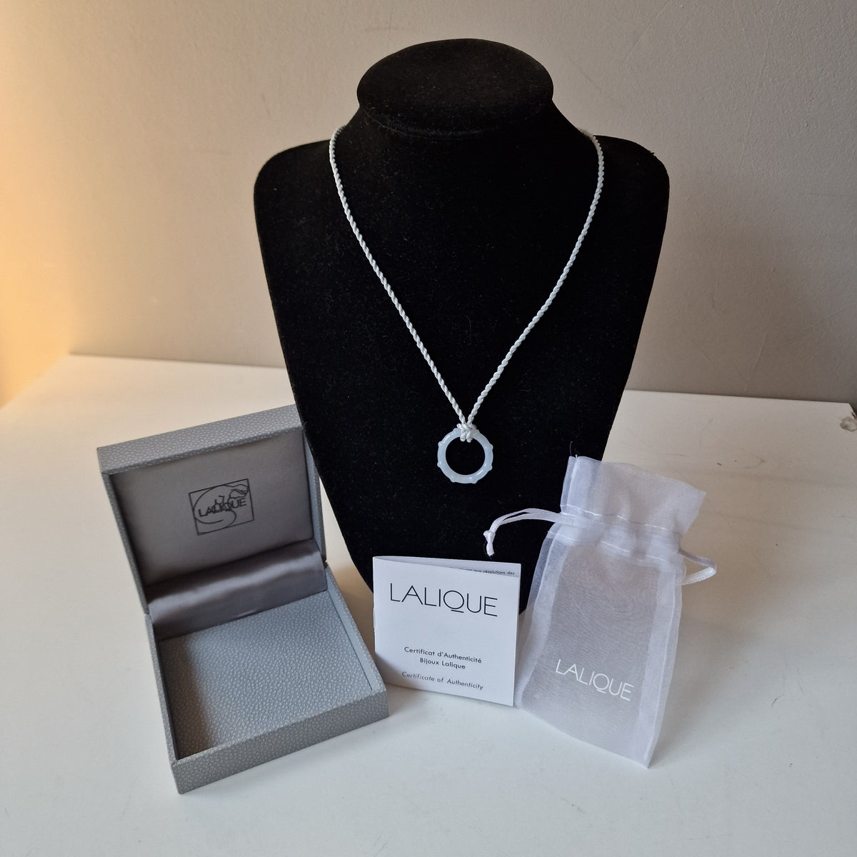 LALIQUE France crystal kristallen necklace  with pendant designer opaline ketting opalin