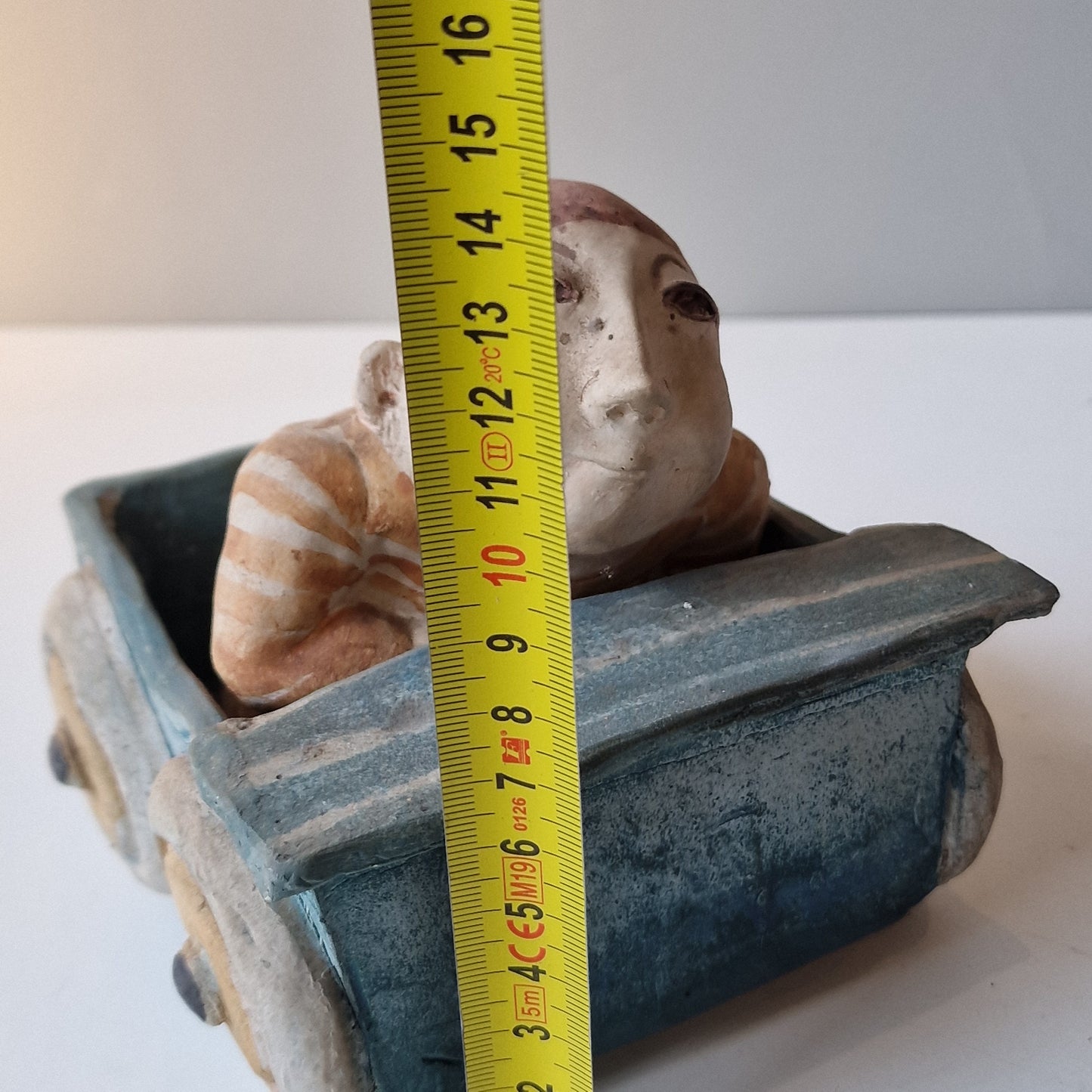 liesje van vlijmen - raku sculpture - dutch artist sculpture