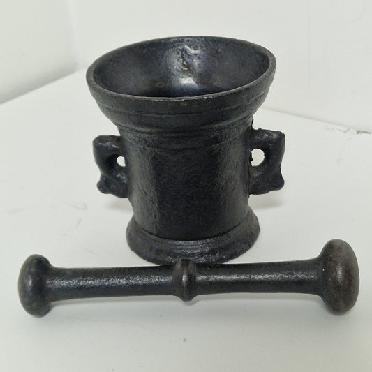 antique european mortar and pestle,  middelages, 16th 17th century, rare, vijzel antiek, iron