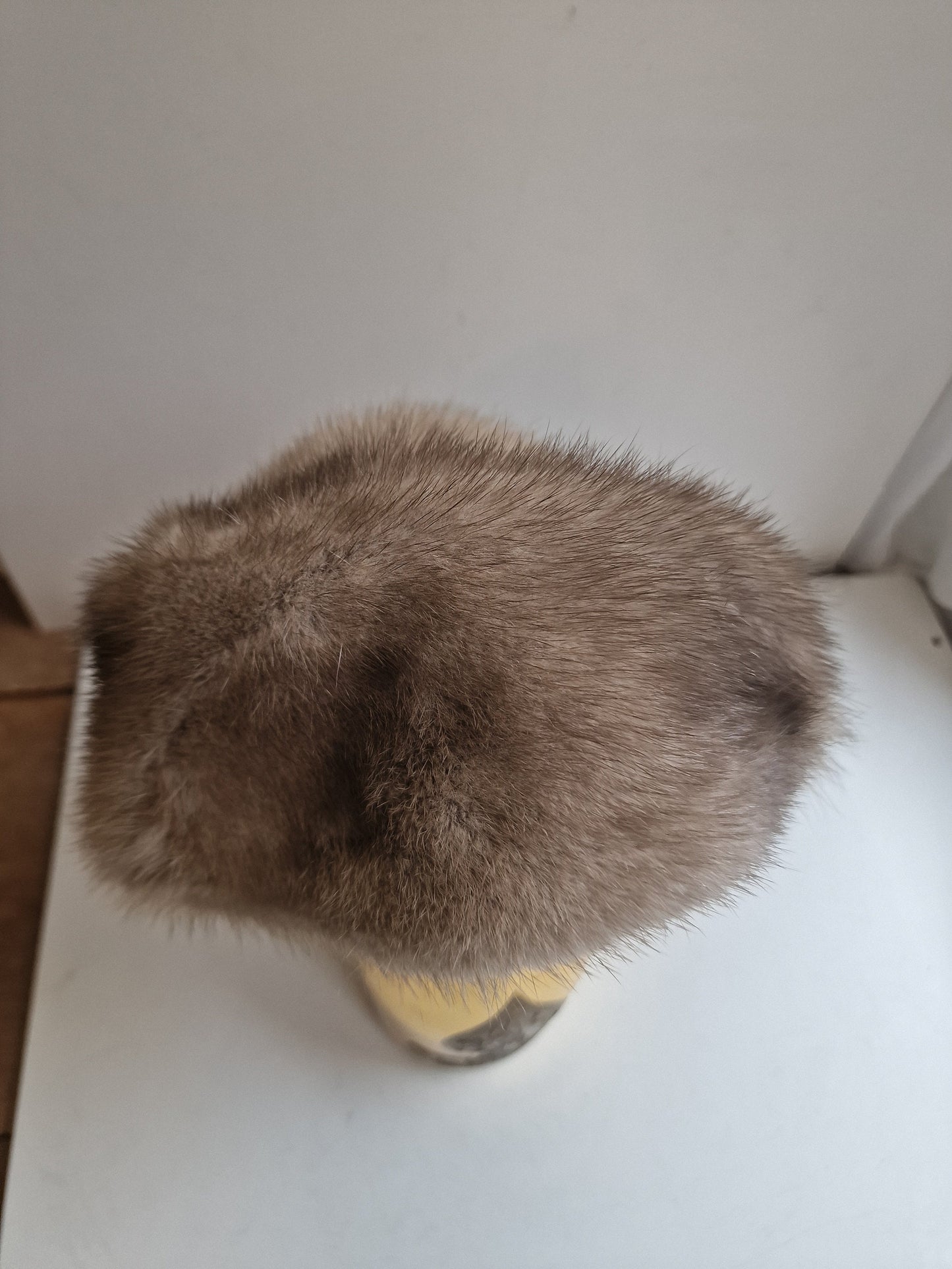 nikita nerts bontmuts mink fur hat elton john