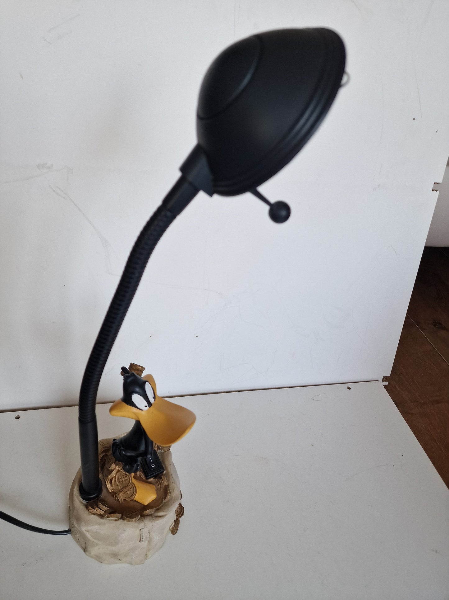 Vintage Daffy Duck Lamp, Looney Tunes Warner Bros Collector Item