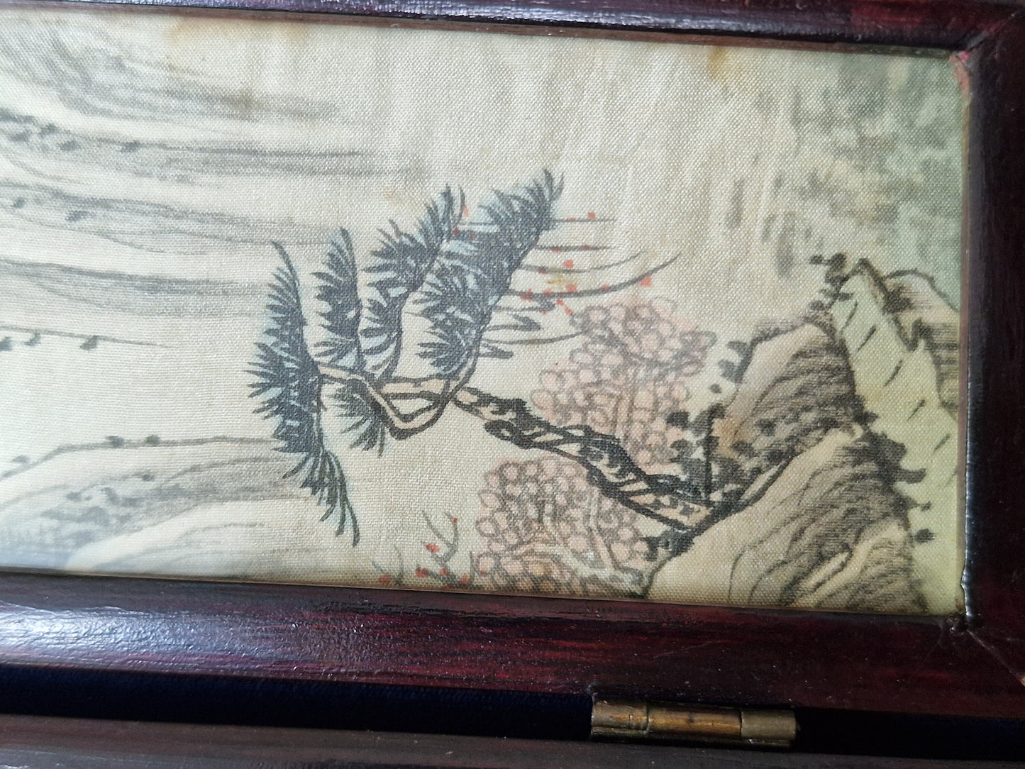 antique japanese chinese laquer wooden screen panel , handcarved- China - laquerer, silk painting behind glass