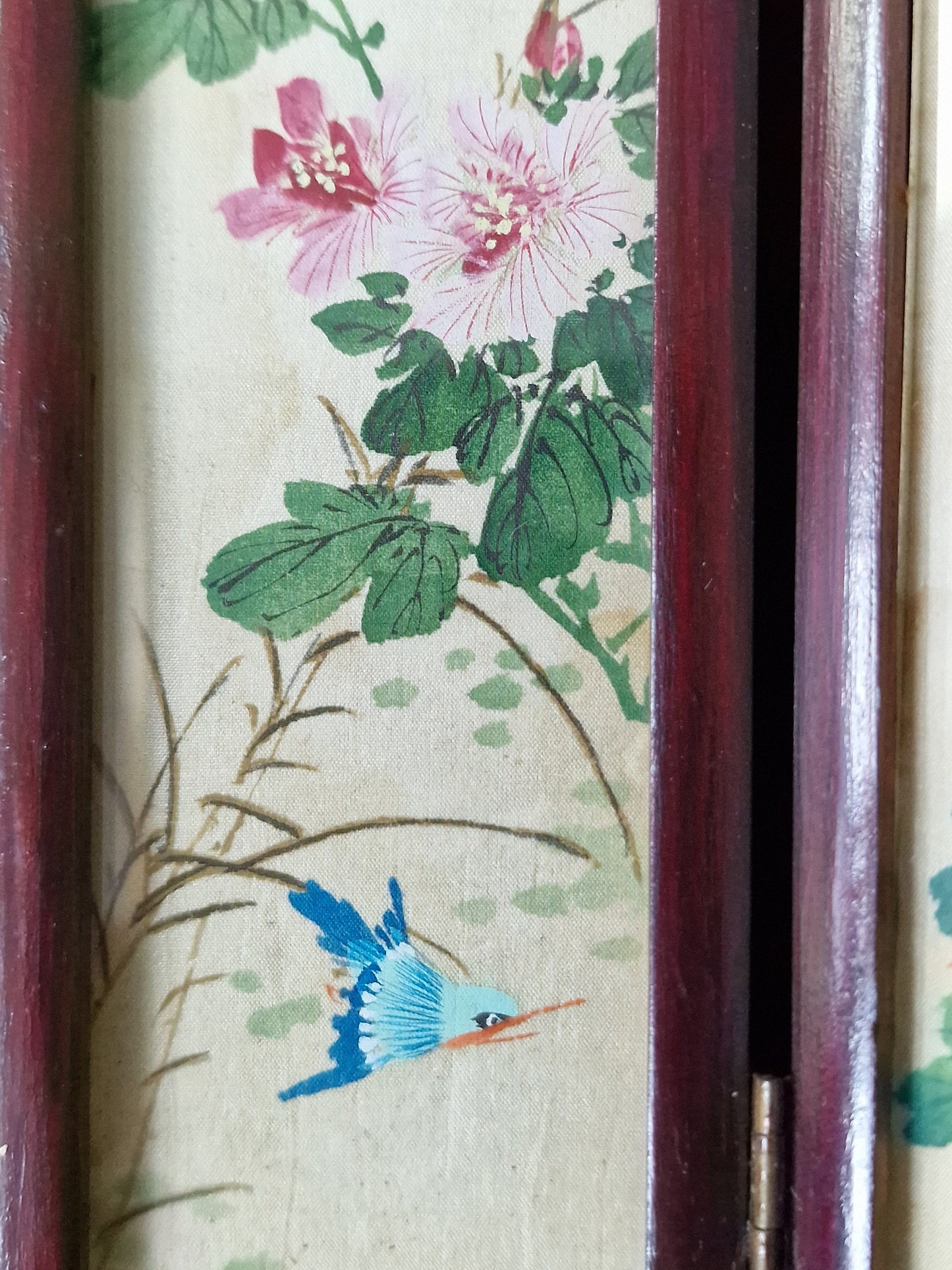 antique japanese chinese laquer wooden screen panel , handcarved- China - laquerer, silk painting behind glass